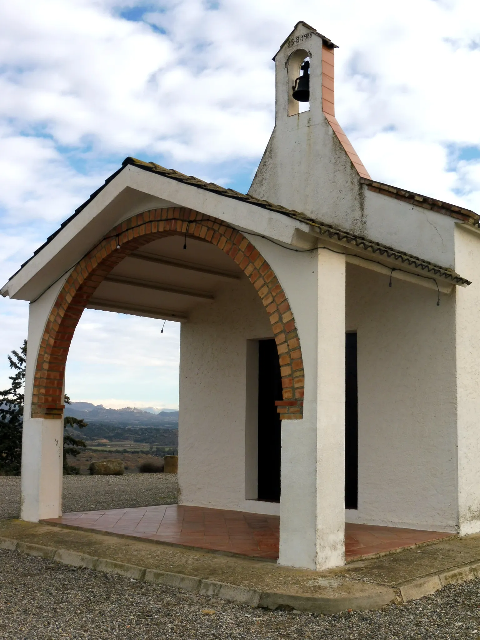 Photo showing: Ermita de la Mare de Déu (la Sentiu de Sió)

This is a photo of a building indexed in the Catalan heritage register as Bé Cultural d'Interès Local (BCIL) under the reference IPA-22322.