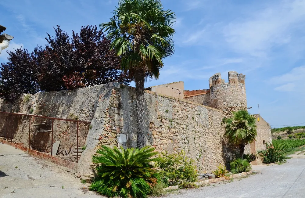 Photo showing: Castell de les Pujades (Castellví de la Marca)