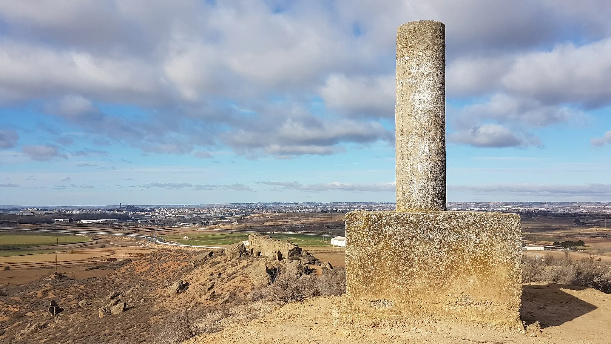 Photo showing: Cim del Tossal de Moradilla a la comarca del Segrià