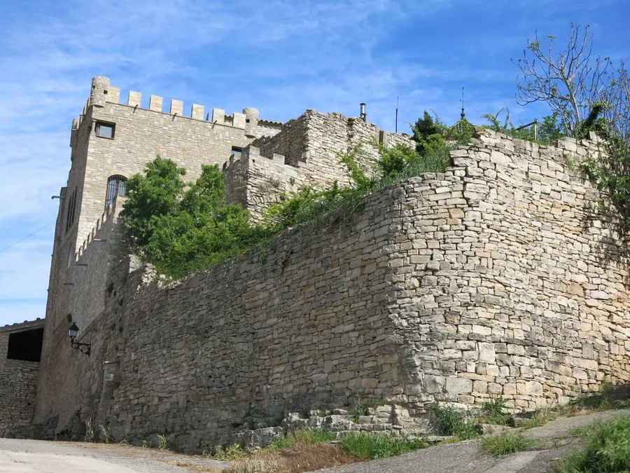 Photo showing: castell de Vallfogona de Riucorb, comarca de Conca de Barberà, Catalunya