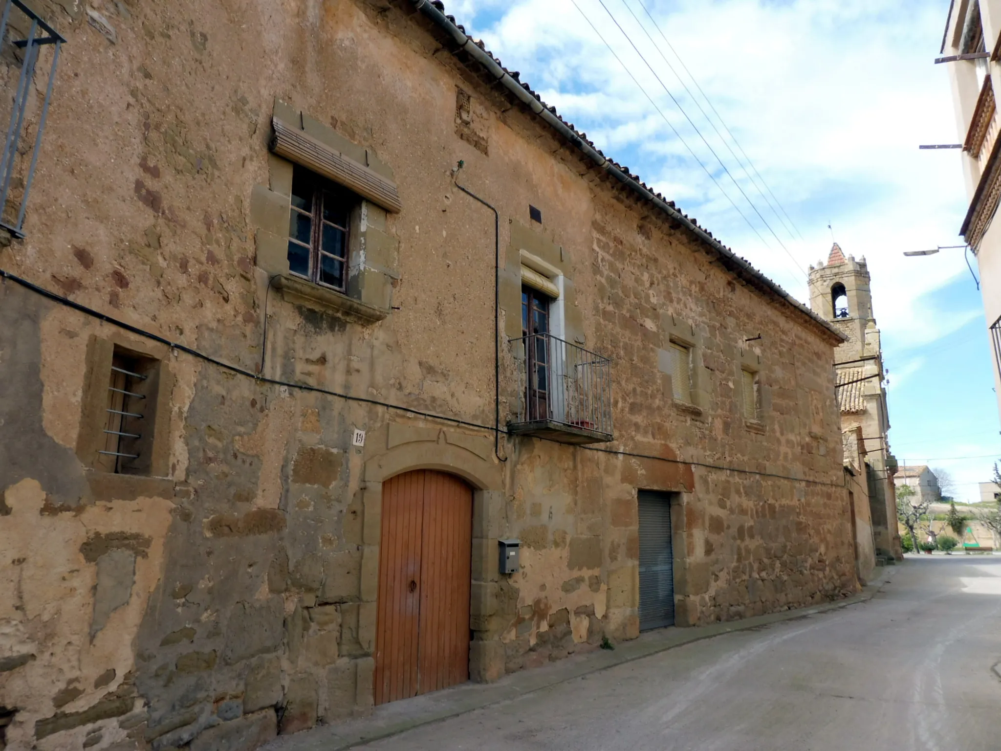 Photo showing: Cal Figueres de Mont-roig (els Plans de Sió)