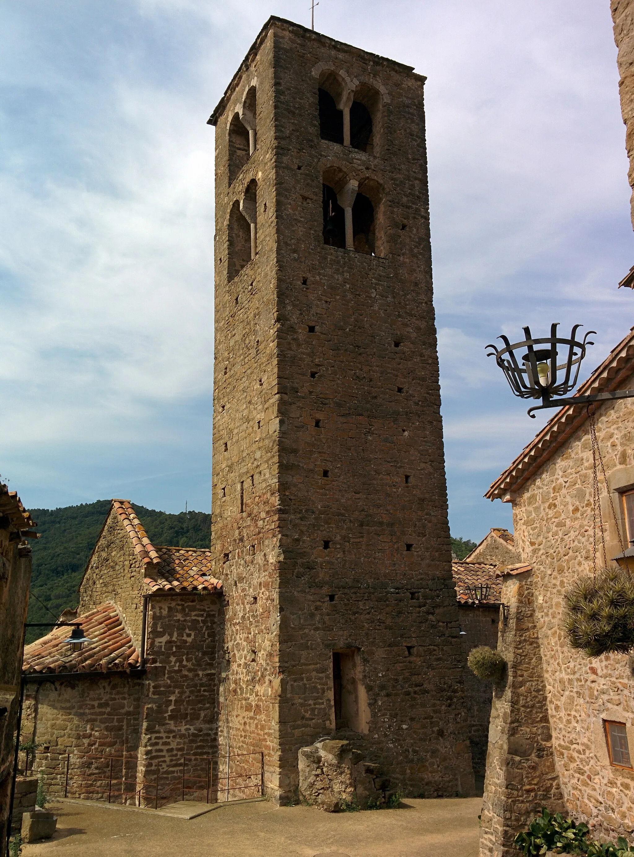 Photo showing: Església de Sant Pere de Llorà (Sant Martí de Llémena)