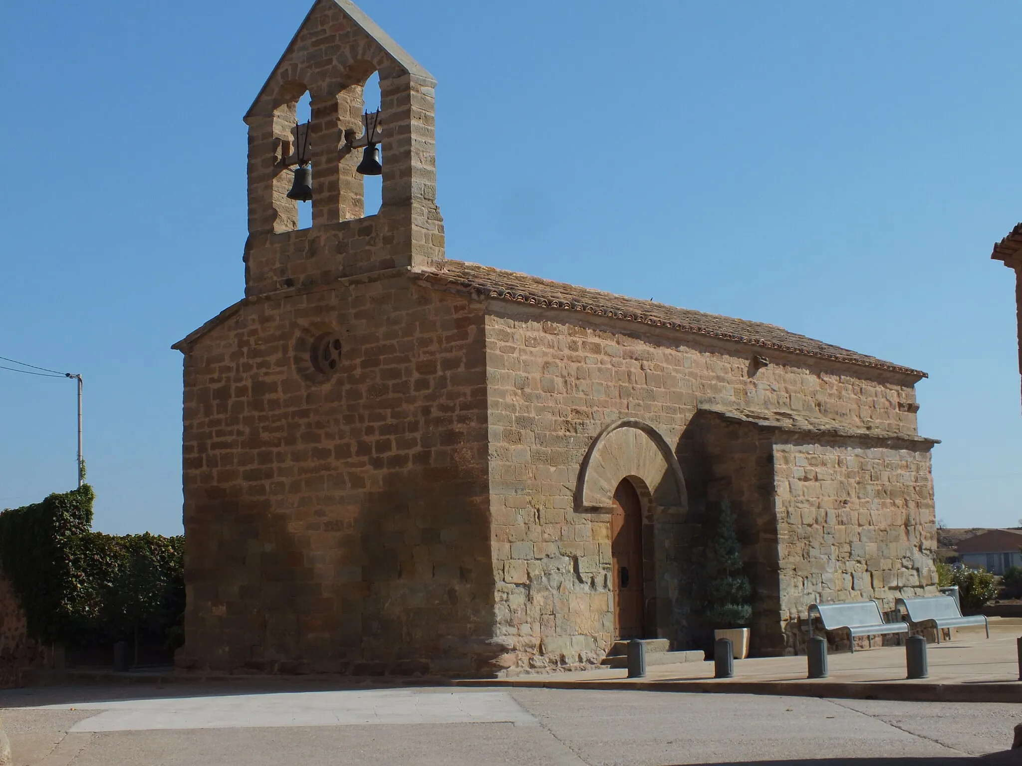 Photo showing: Església  rural situada a poble de Riu dovelles a la comarca de L'Urgell - IPA-29996