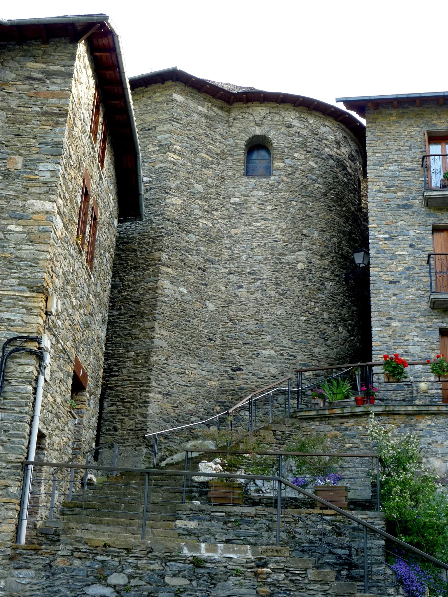 Photo showing: Església parroquial de Santa Anna (Llavorsí): absis