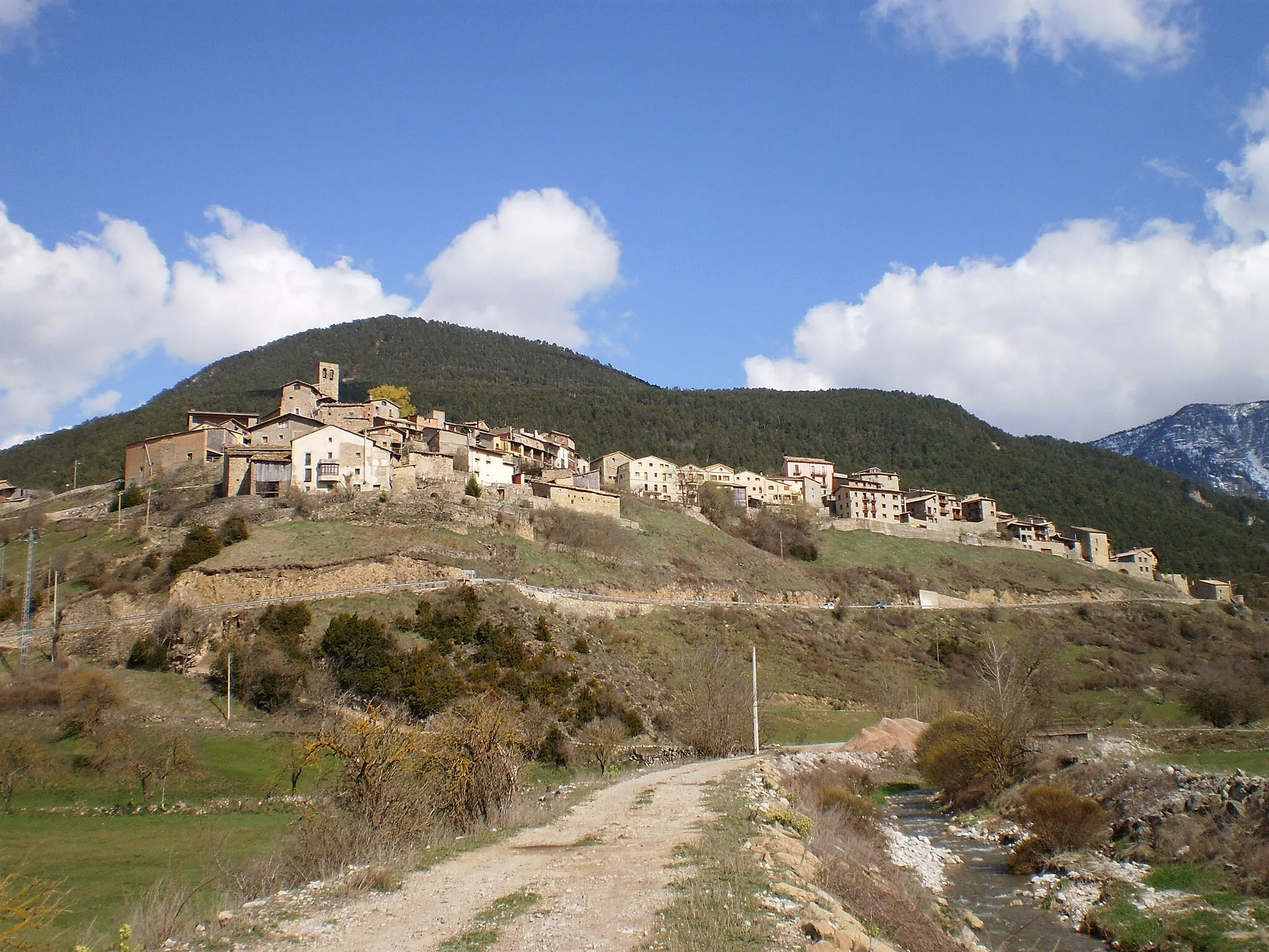 Photo showing: Tuixent, des de la confluencia dels rius de Mola i Josa