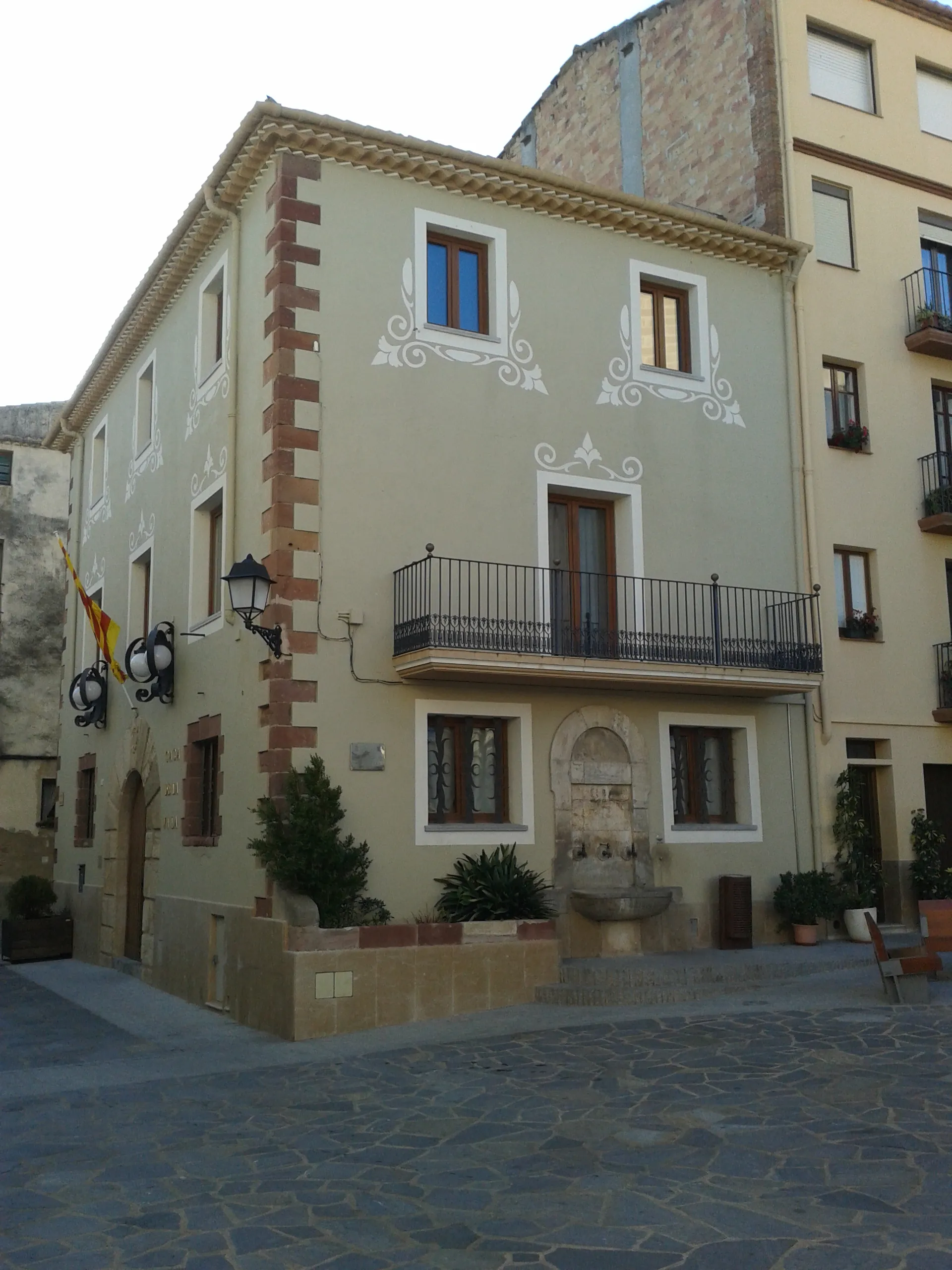 Photo showing: Casa de la Vila (Riudecanyes)