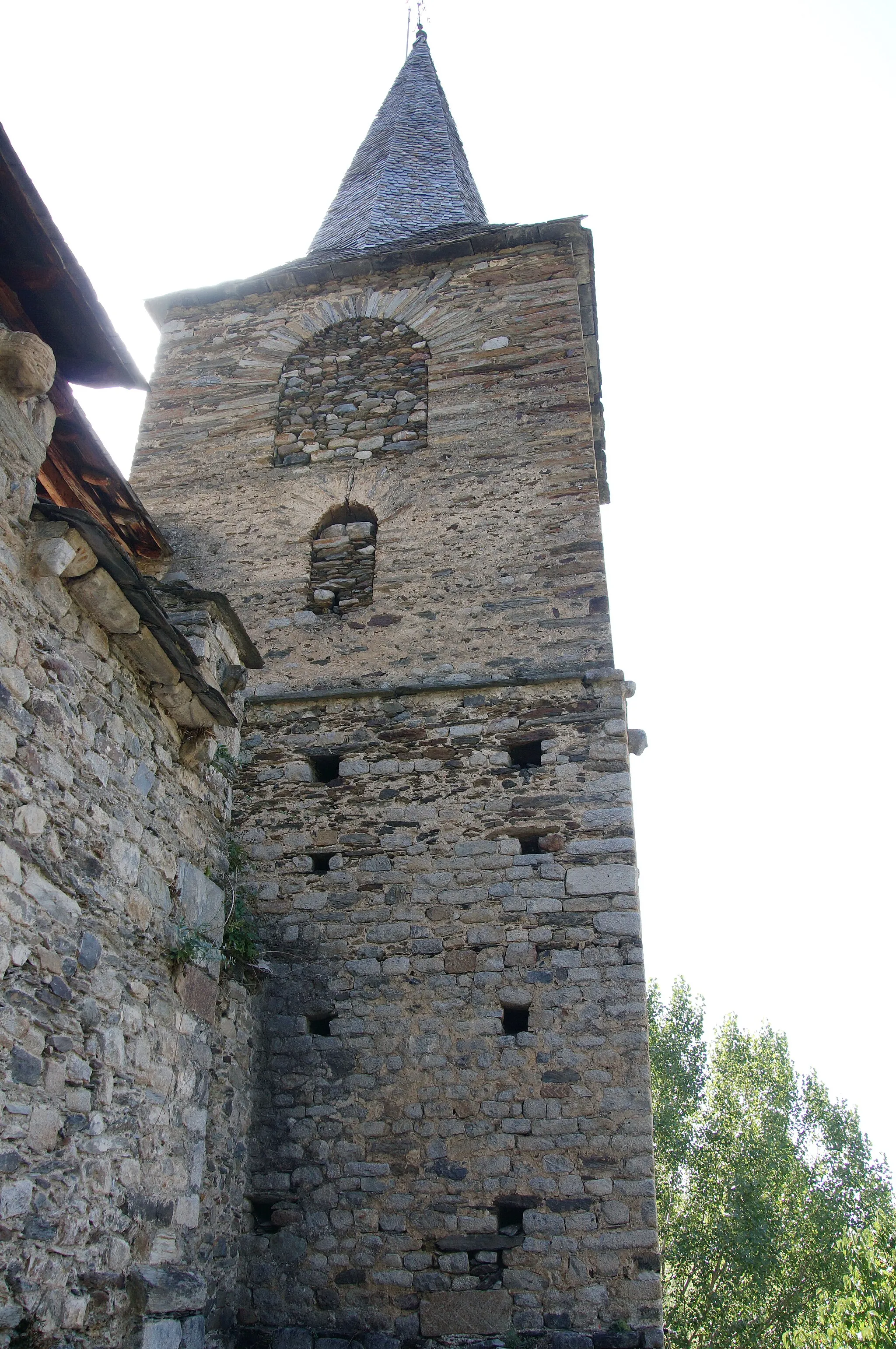 Photo showing: Església de Sant Llorenç d'Isavarre (Alt Àneu)