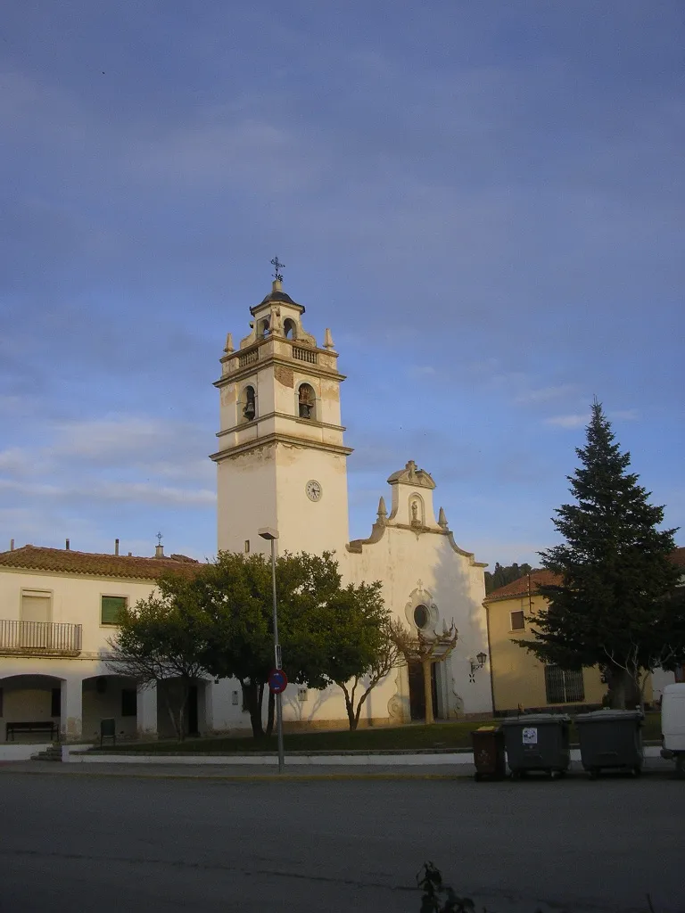 Photo showing: Iglesia de Sucs

This is a photo of a building indexed in the Catalan heritage register as Bé Cultural d'Interès Local (BCIL) under the reference IPA-14431.