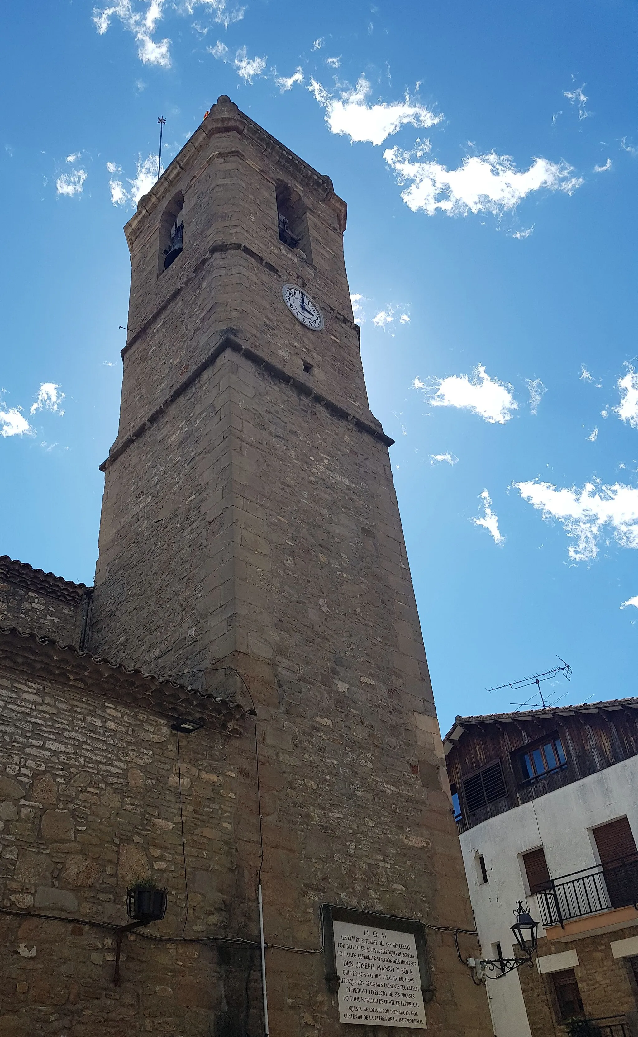 Photo showing: Vista del campanar de l'església de Santa Maria de Borredà