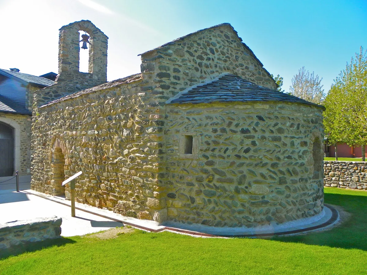 Photo showing: Sant Miquel de Soriguerola
