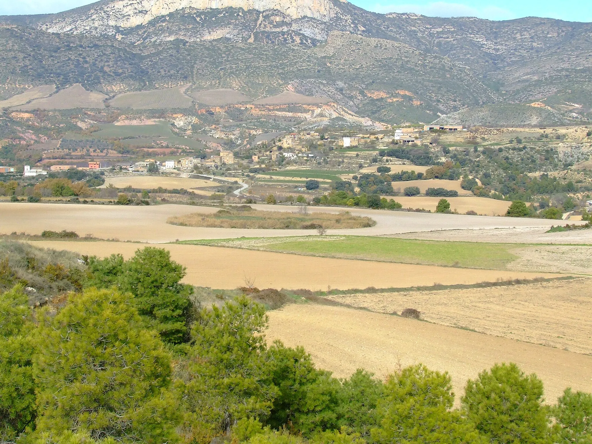 Photo showing: Estany petit de Basturs (Orcau, Isona i Conca Dellà, Pallars Jussà)