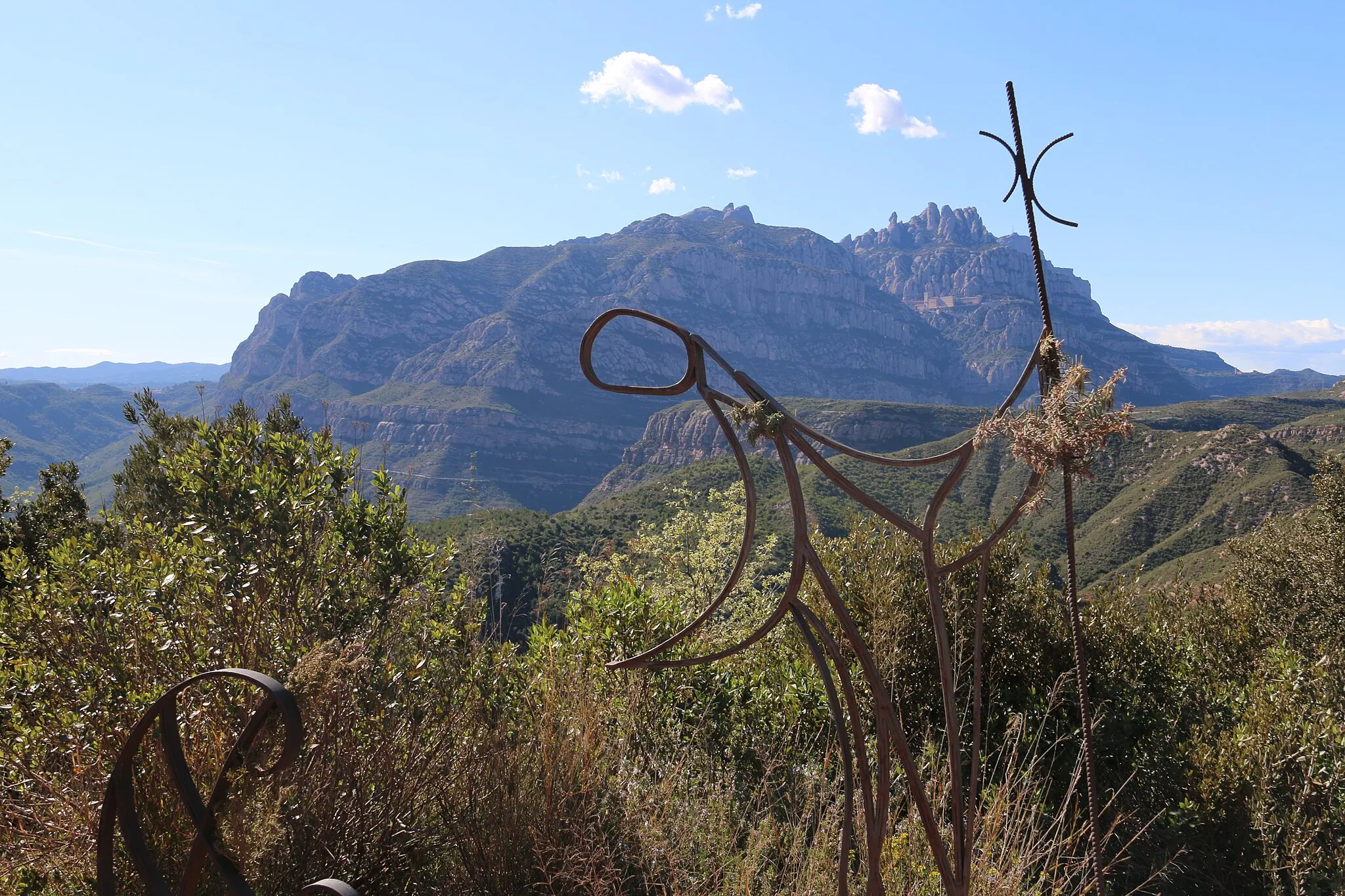 Photo showing: Vista a Montserrat amb el passebre de ferro