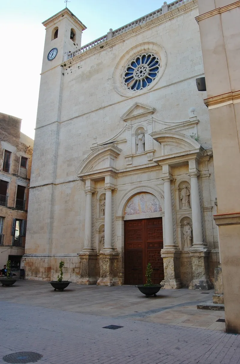 Photo showing: Església de Sant Julià (l'Arboç)