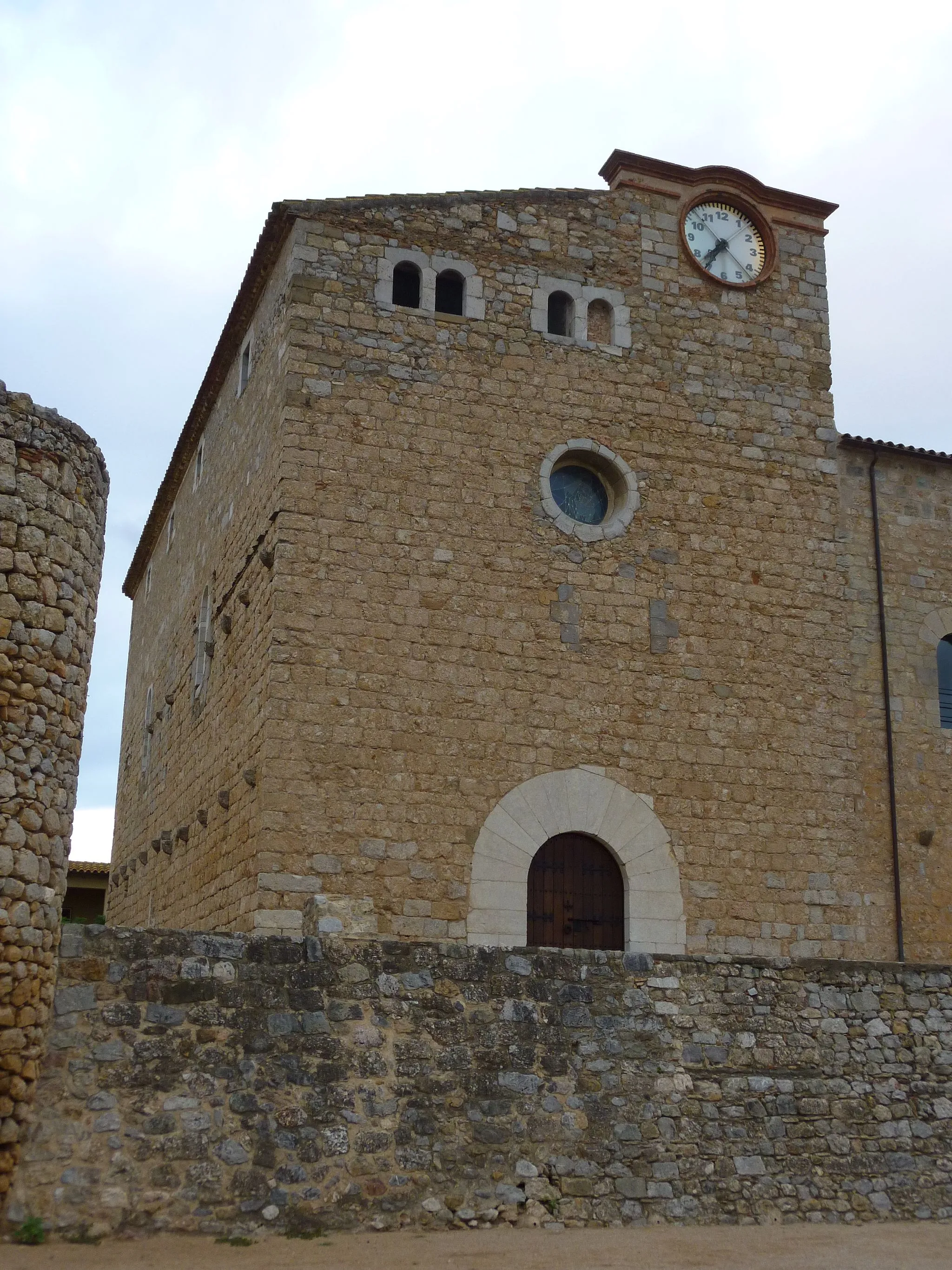 Photo showing: Església parroquial de Sant Joan de Bellcaire (Bellcaire d'Empordà)