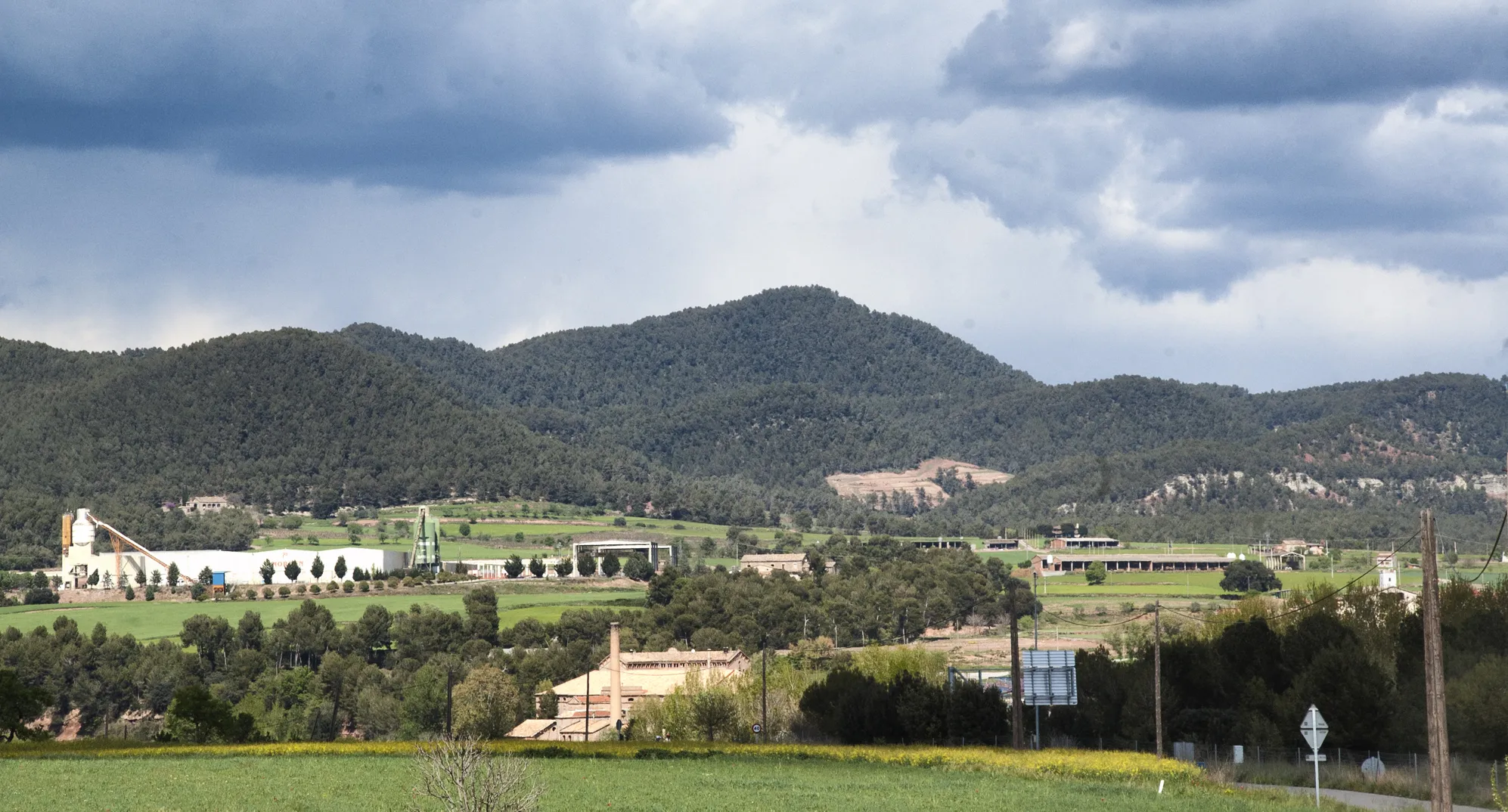 Photo showing: Vista de la serra de Montcogul