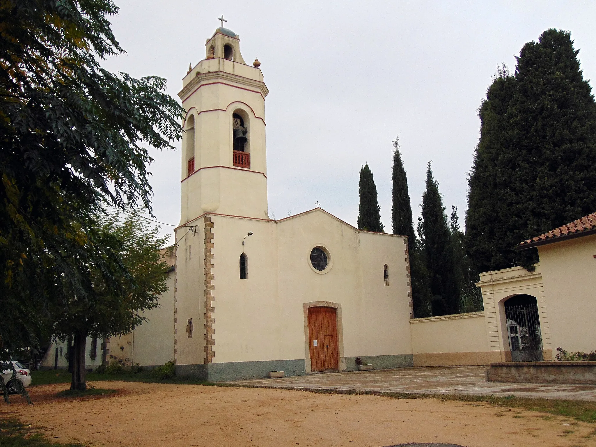 Photo showing: Església de Sant Gabriel de Grions (Sant Feliu de Buixalleu)