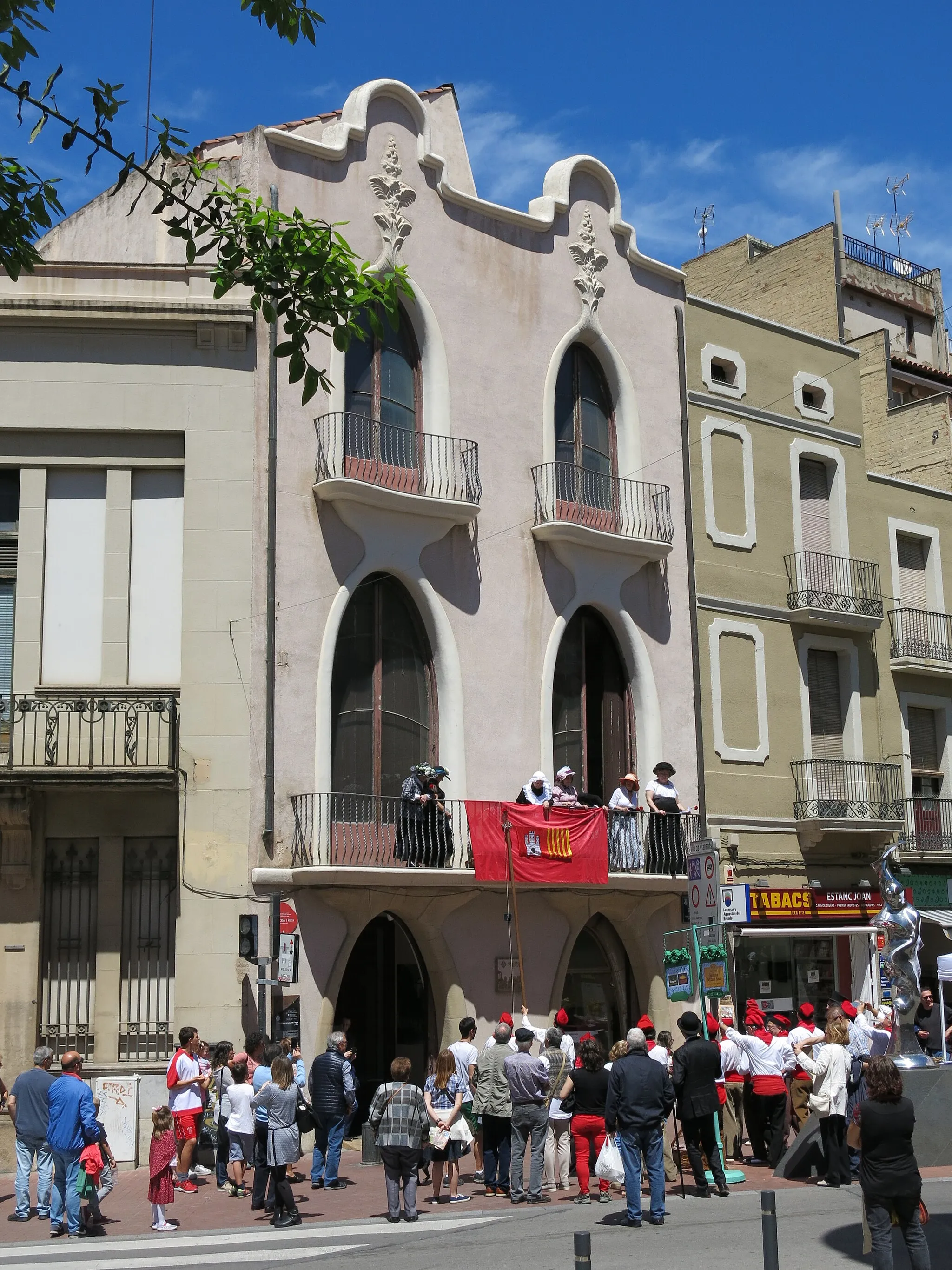 Photo showing: Arxiu Tobella (Terrassa)