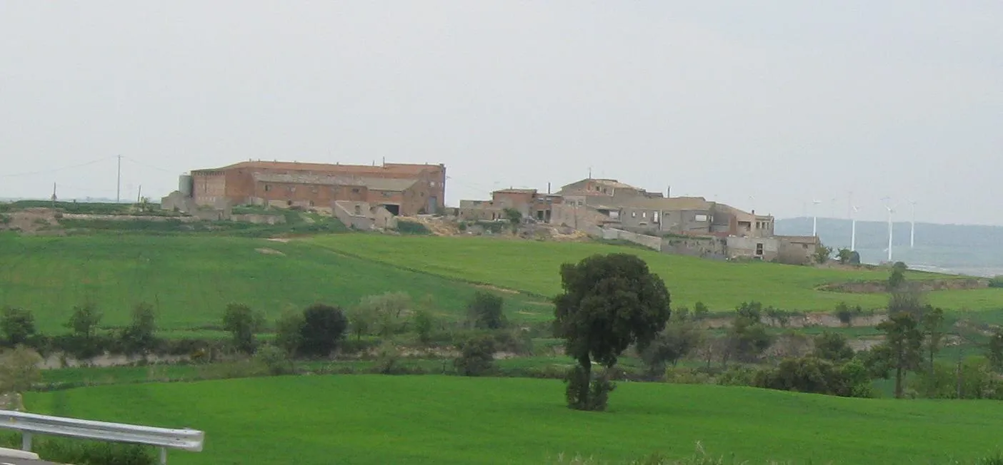 Photo showing: Vista general d'Amorós, entitat de població de Sant Guim de Freixenet.