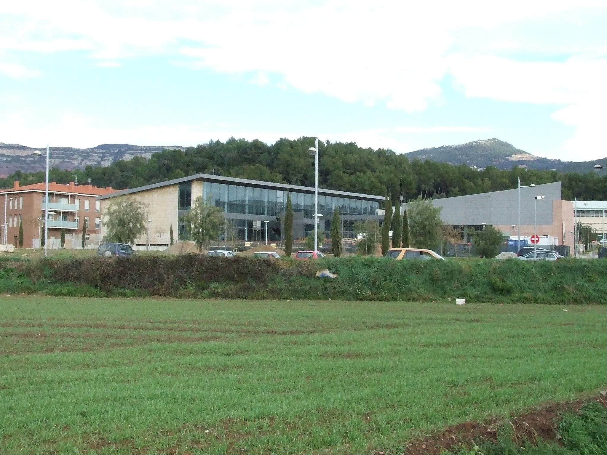 Photo showing: La moderna Casa de Cultura de Bigues (Bigues i Riells, Vallès Oriental)