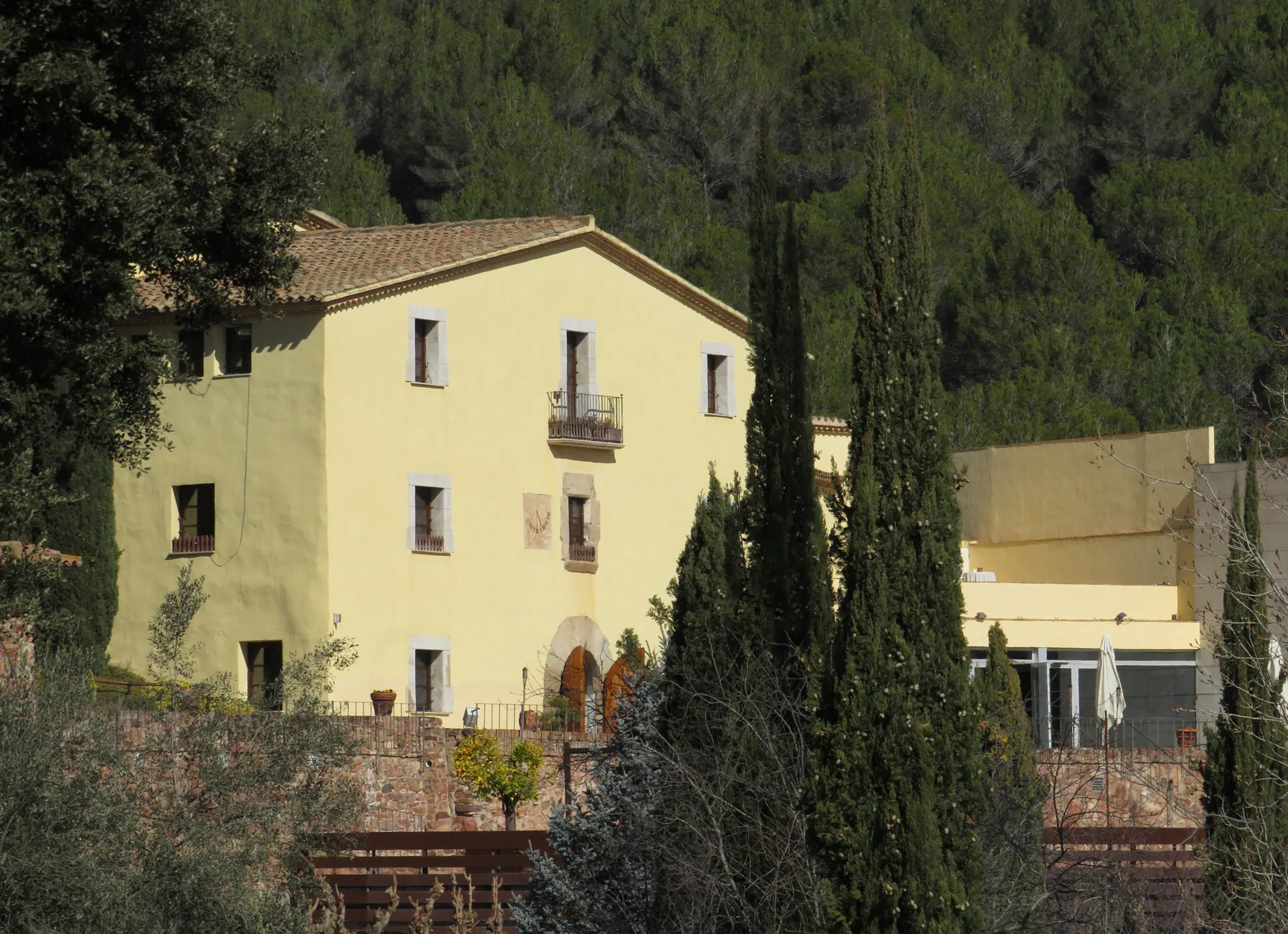 Photo showing: Can Solà del Racó, o masia la Tartana, c. Camí Font de la Tartana 82 (Matadepera)