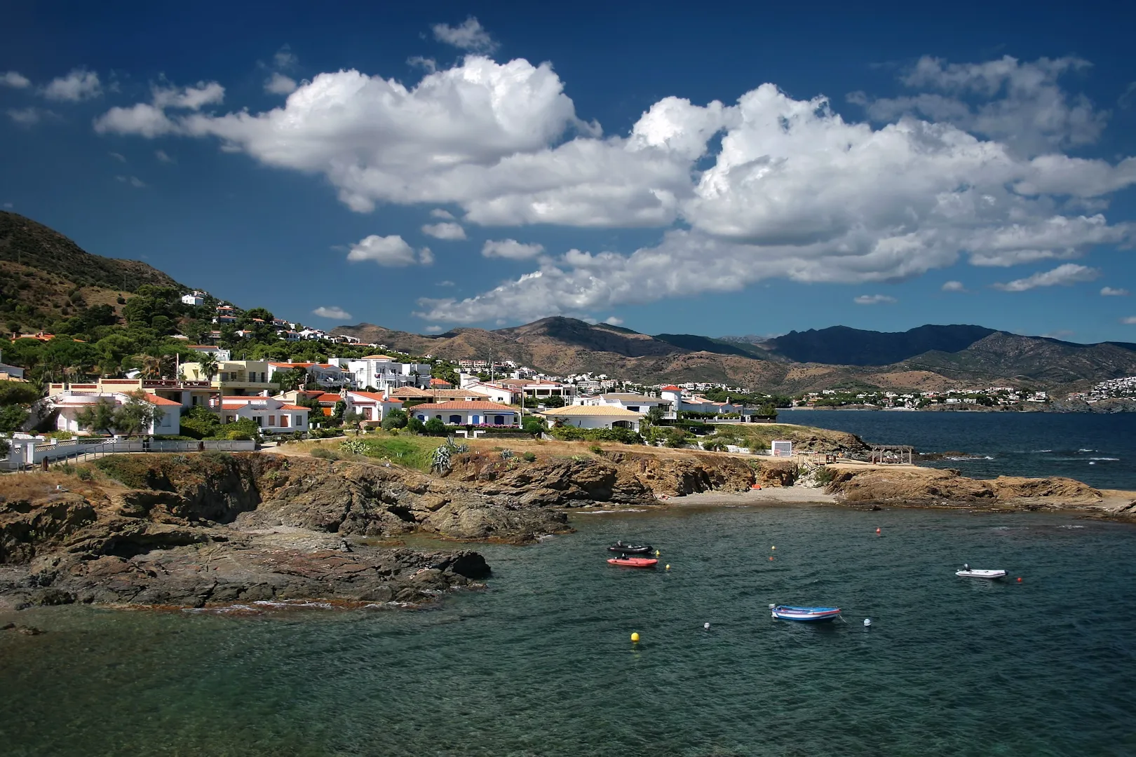 Photo showing: Cap de Bol