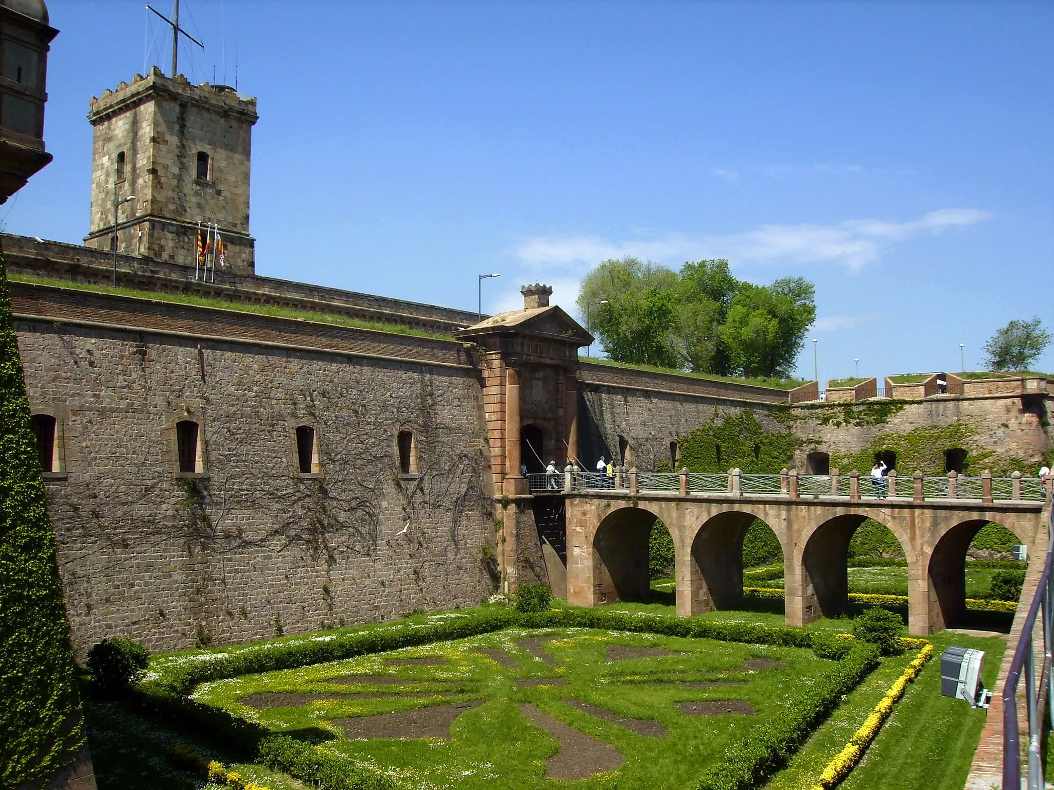 Photo showing: Montjuïc castle in Barcelona (Catalonia).