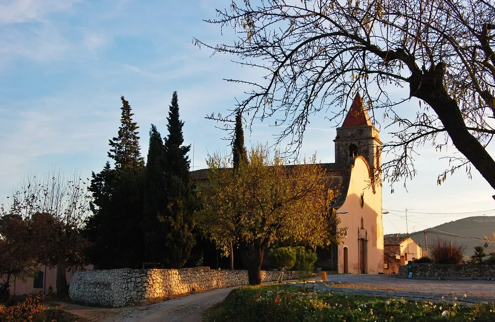 Photo showing: Església parroquial de Sant Pere Molanta (Olèrdola)