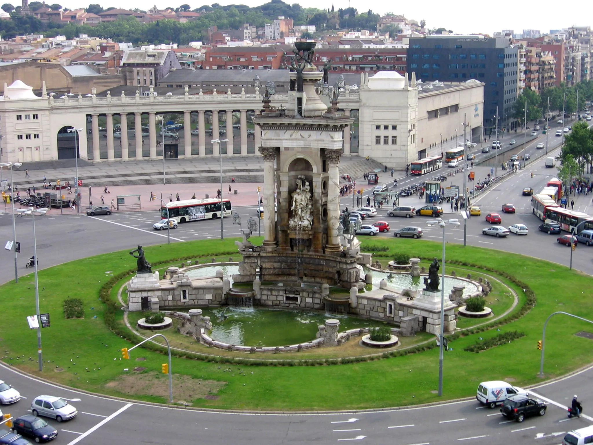 Photo showing: Fuente de la Plaza España (Barcelona).
Català: Font de la Plaça Espanya (Barcelona).