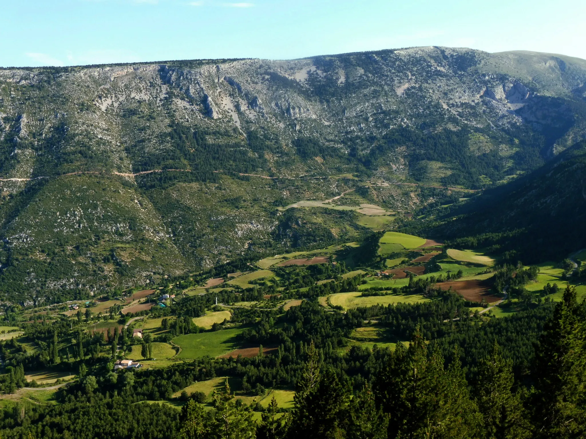 Photo showing: El Montnou des del Puig Sobirà (Odèn)