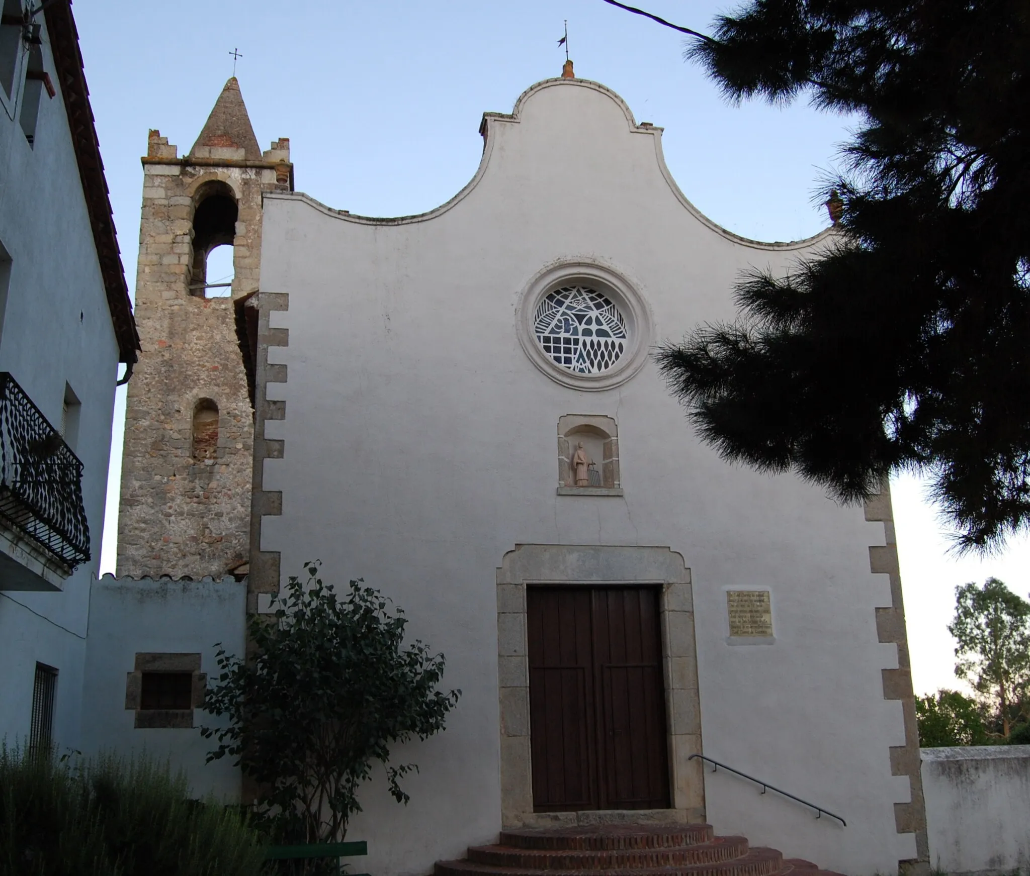 Photo showing: Església de Sant Llorenç de Gaserans (Sant Feliu de Buixalleu)