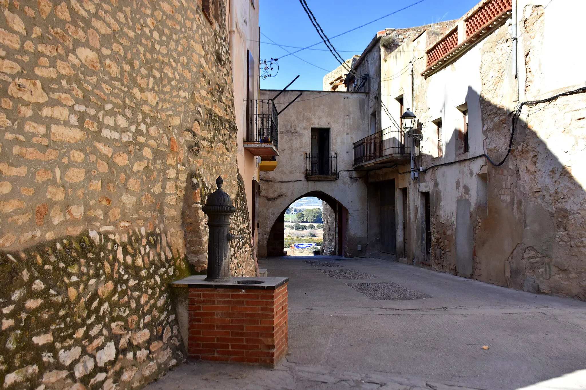Photo showing: Portal de Puigpelat (Puigpelat)