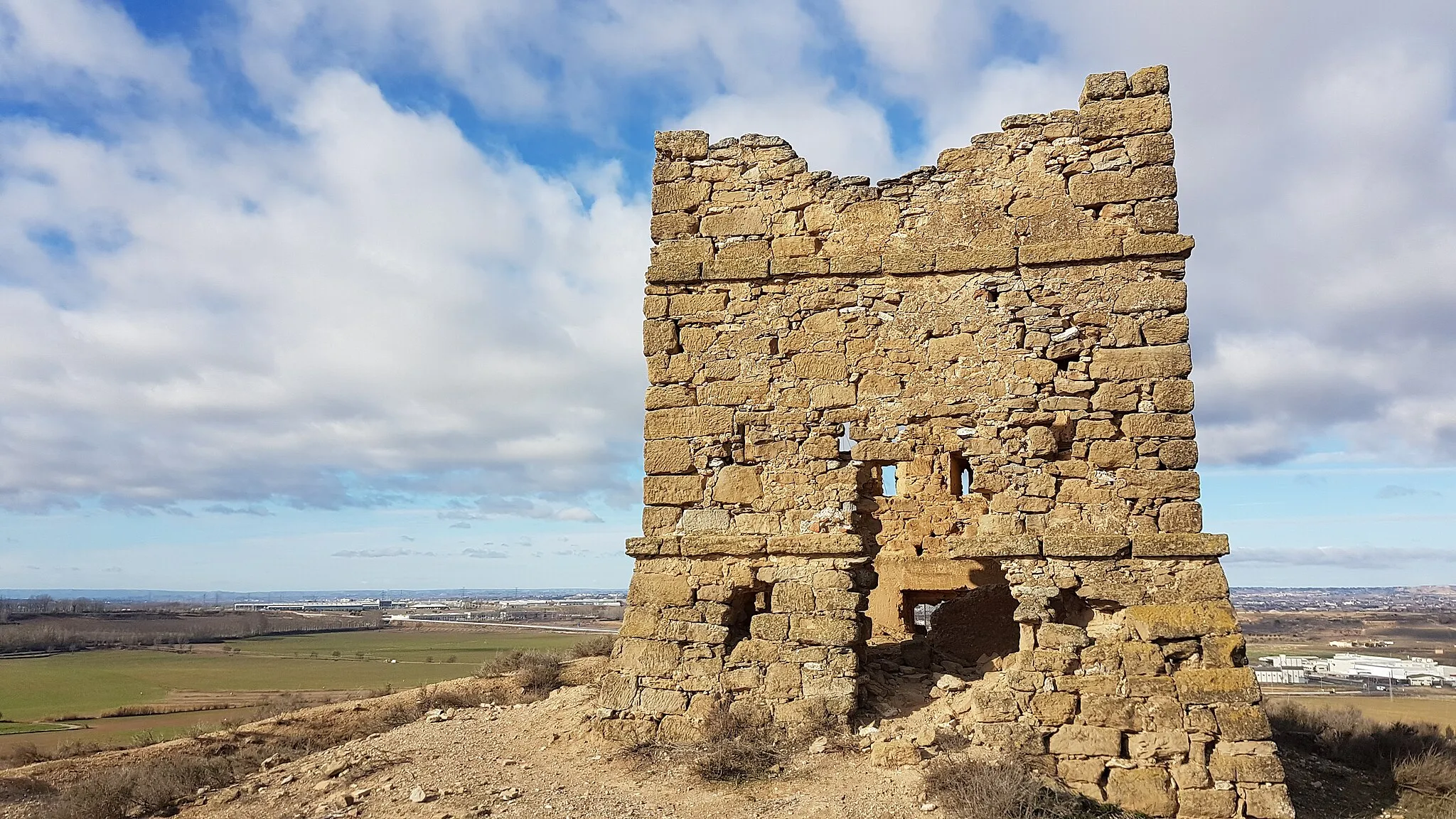 Photo showing: Cim del Tossal de Moradilla a la comarca del Segrià