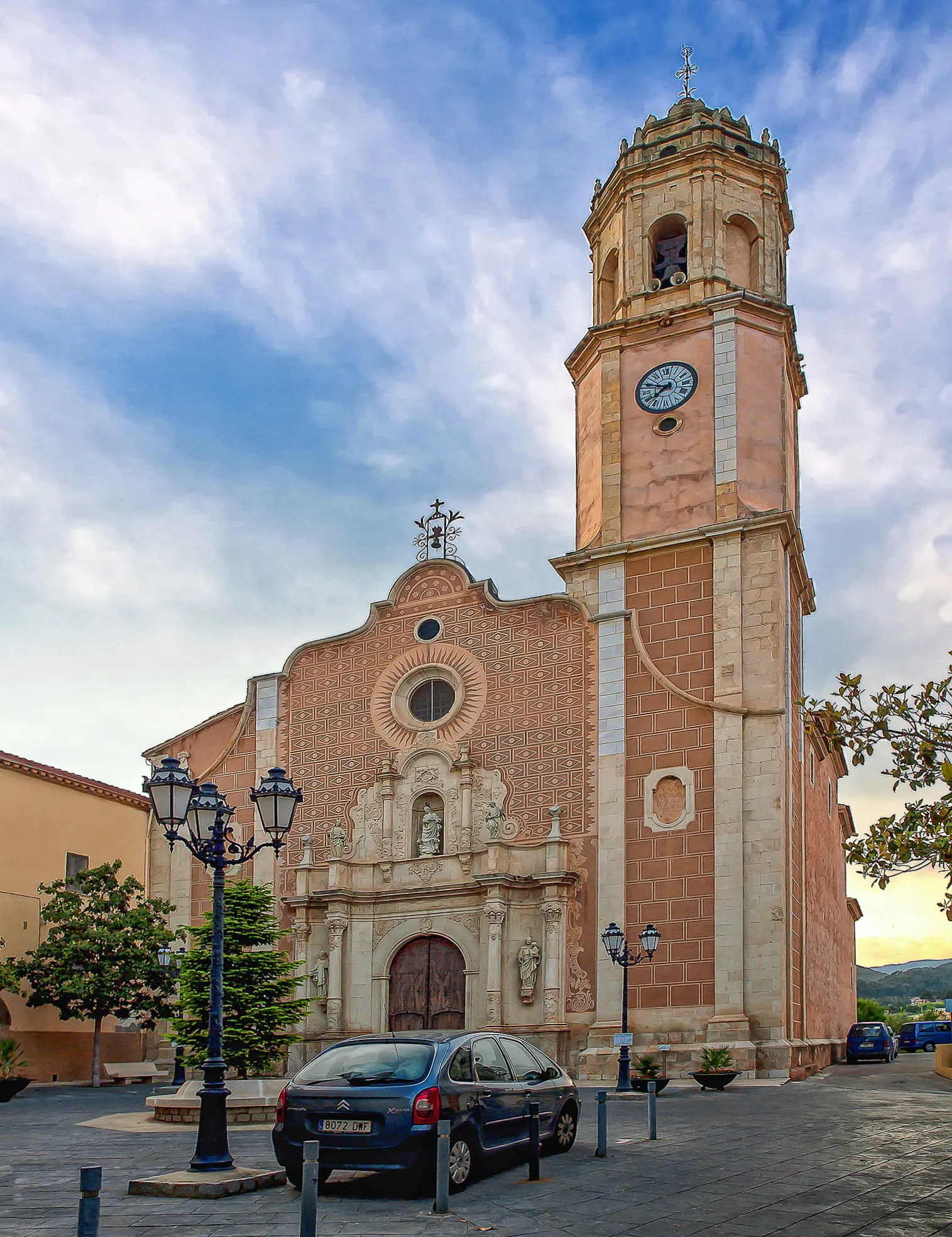 Photo showing: Church Square of Borges del Camp (Catalonia, Spain)