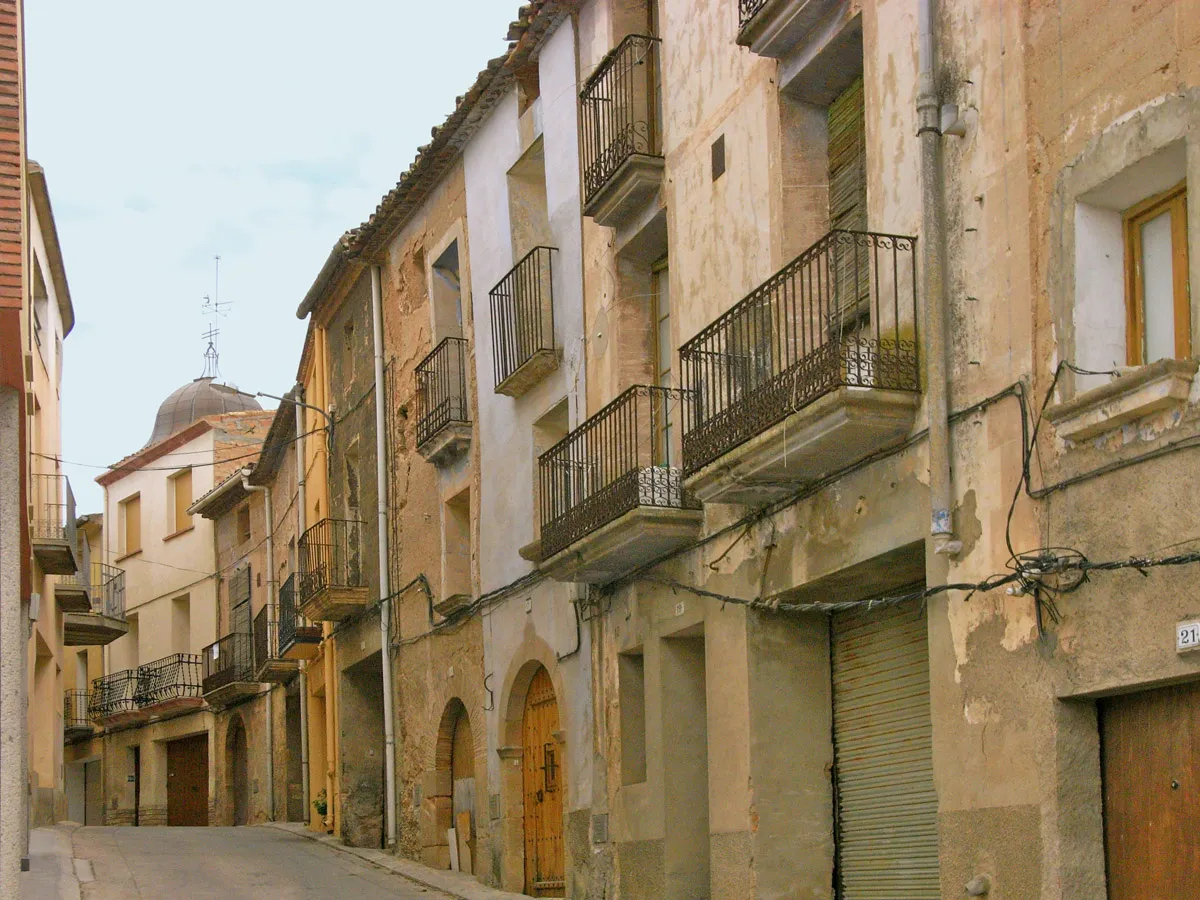 Photo showing: Carrer Major de Bovera