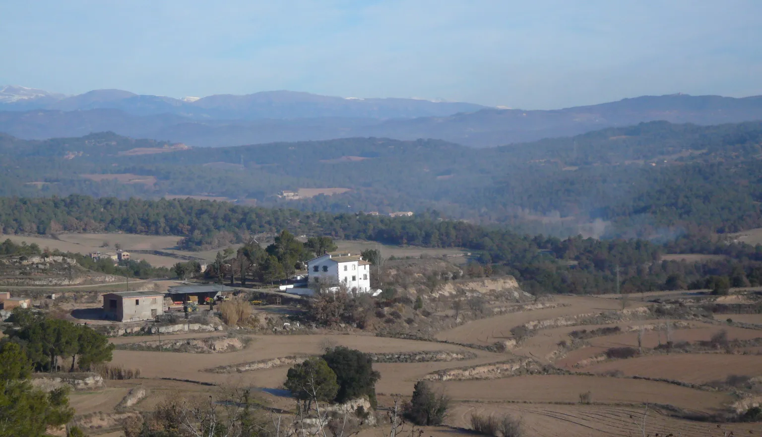 Photo showing: Cal Nons i Sant Feliu Sasserra (Bages, Catalonia)