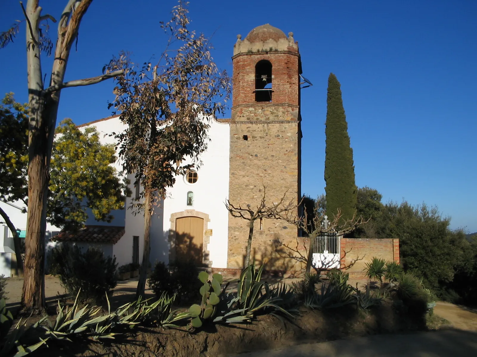 Photo showing: Church of Sant Miquel de Vallmanya (Tordera, Catalonia, Spain)