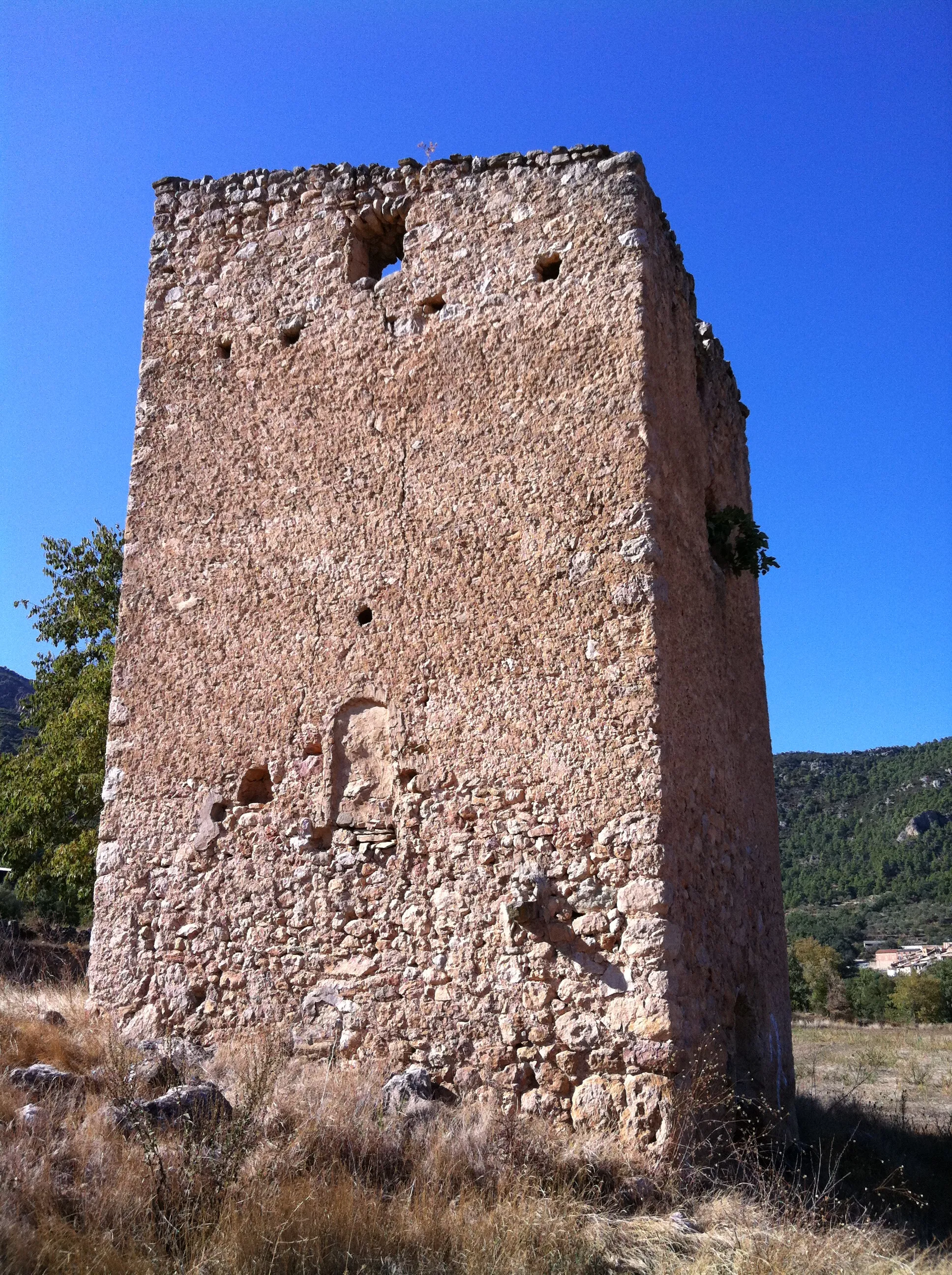 Photo showing: Torre dels Moros de Peramola