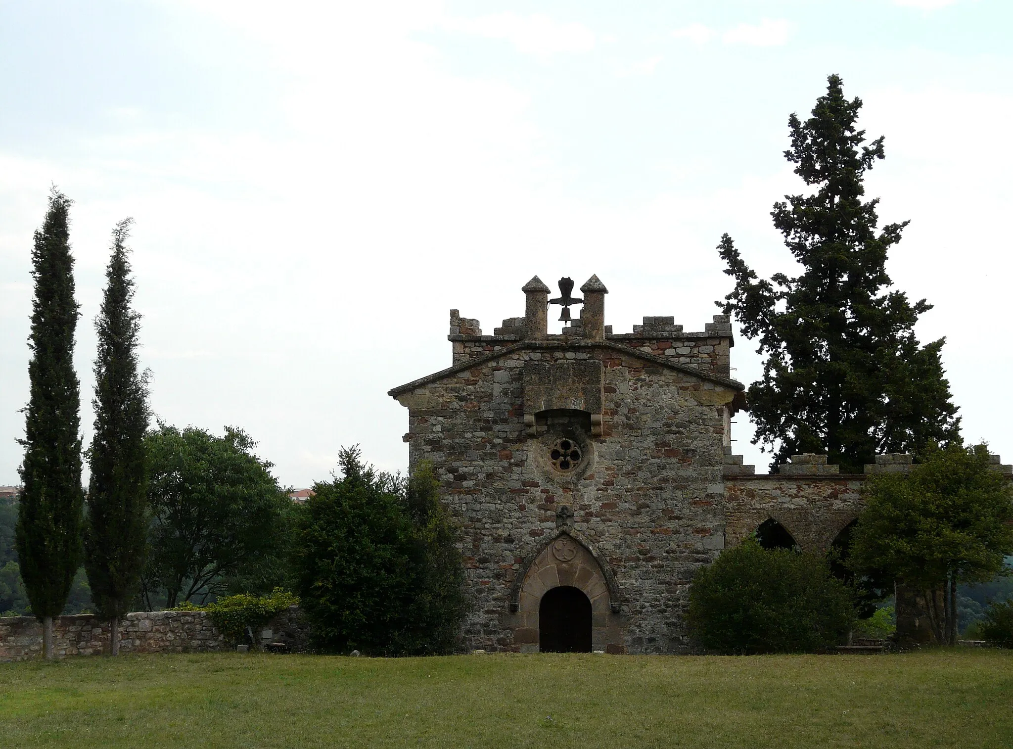 Photo showing: Davant del castell de Clasquerí