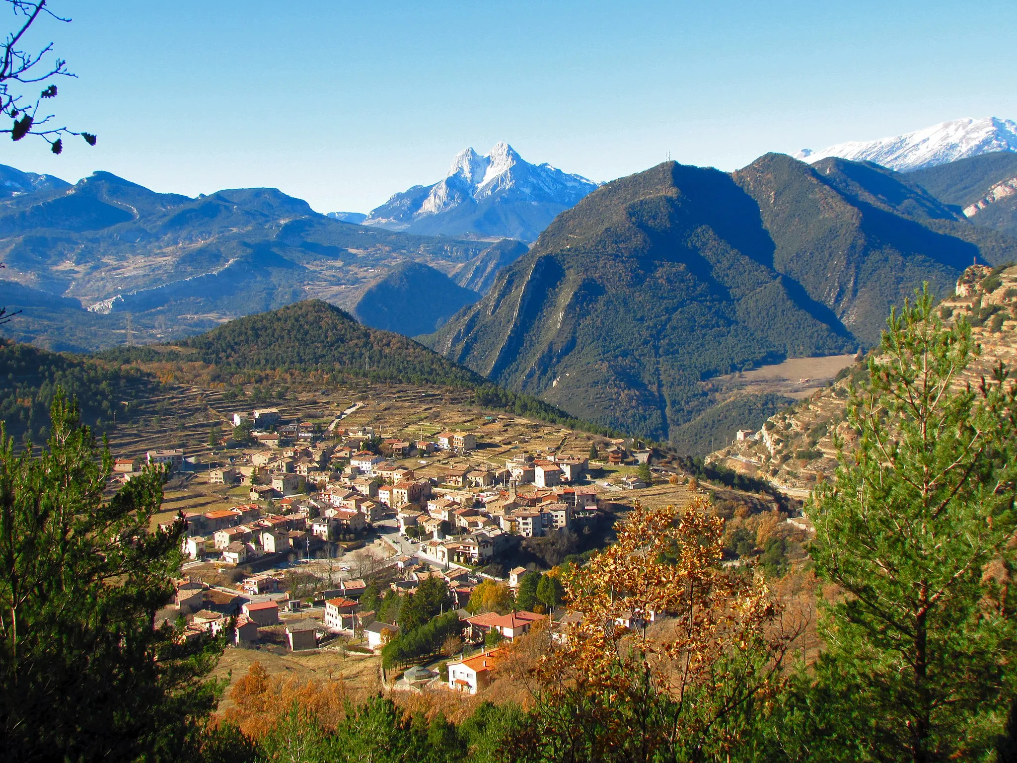 Photo showing: Vista de Sant Julià de Cerdanyola