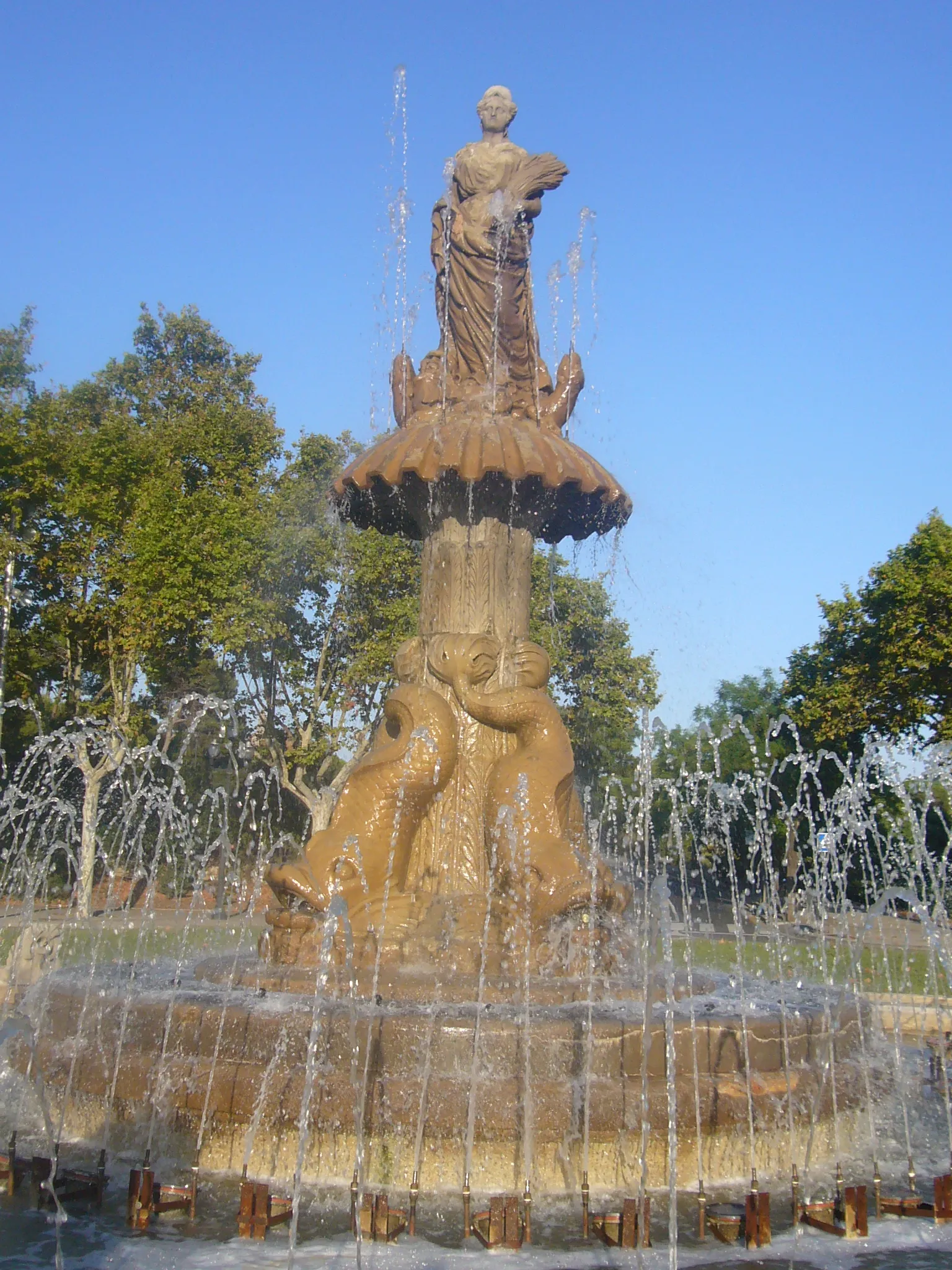 Photo showing: Font de Ceres Mirador de Llobregat. Montjuic, Barcelona. Obra de Celdoni Guixà i Alsina (Igualada, 1787-1848)