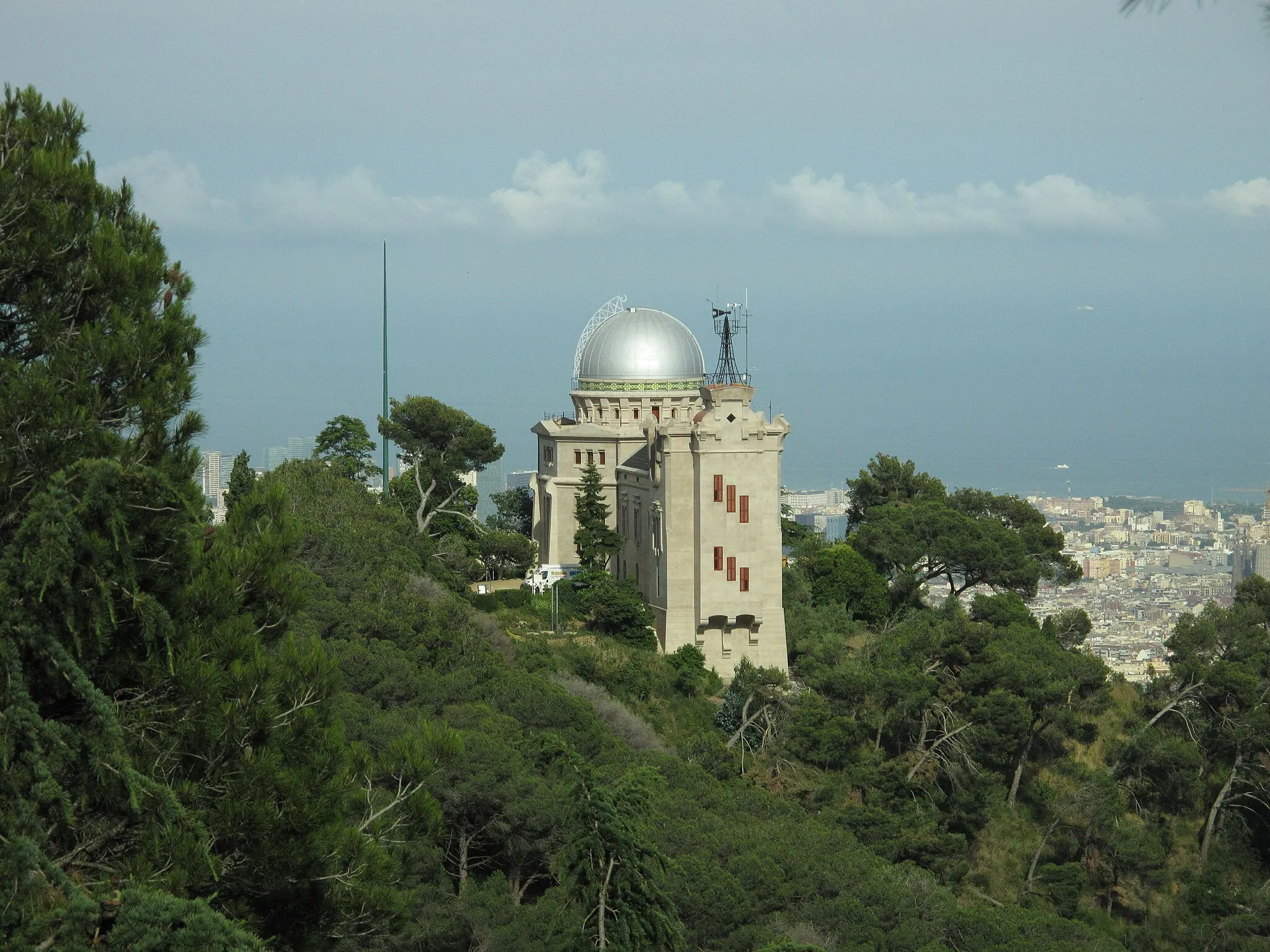 Photo showing: Observatori Fabra (Barcelona)