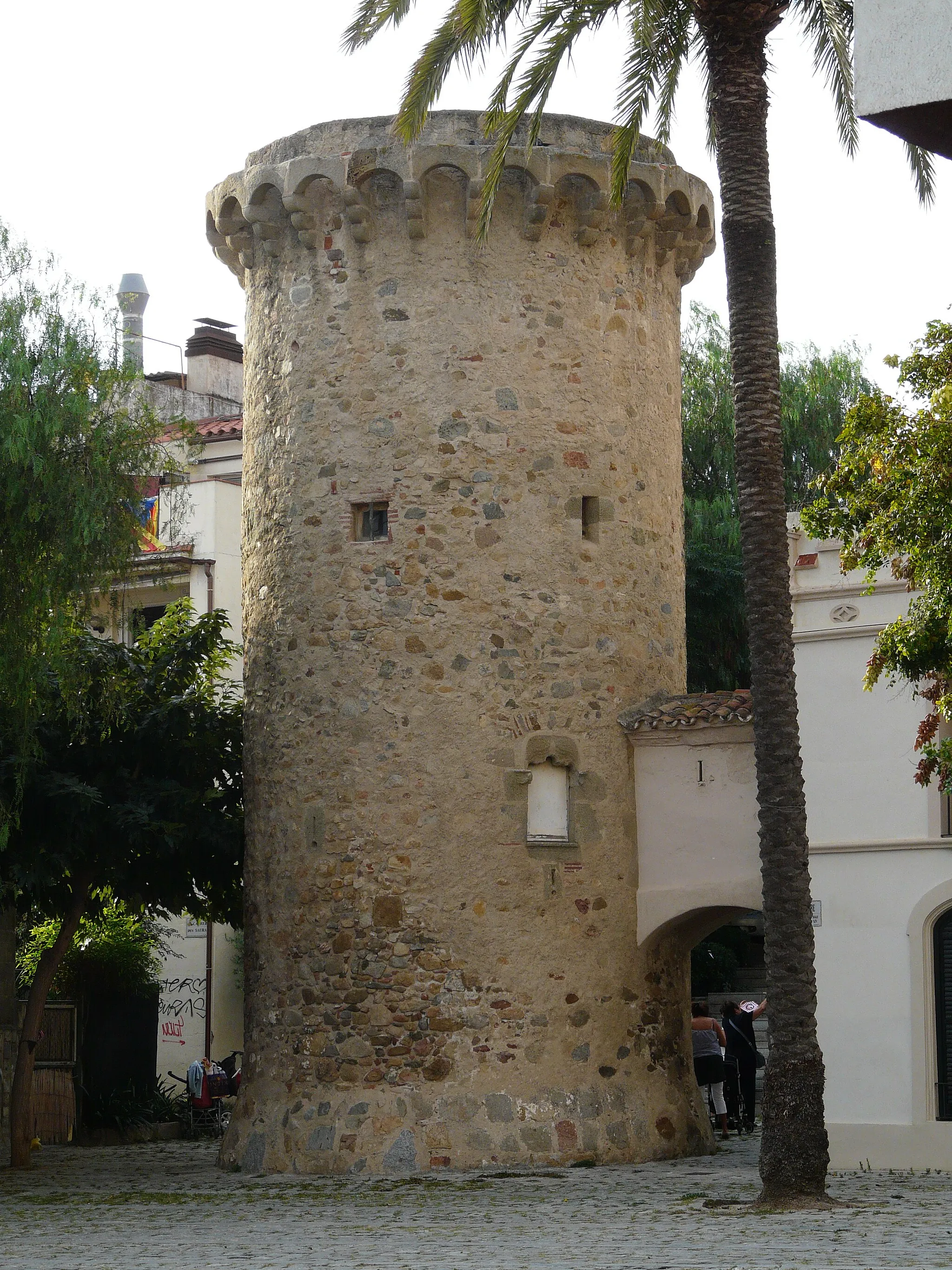 Photo showing: Torre de Can Nadal. Pl. Pau Vila (Vilassar de Mar).