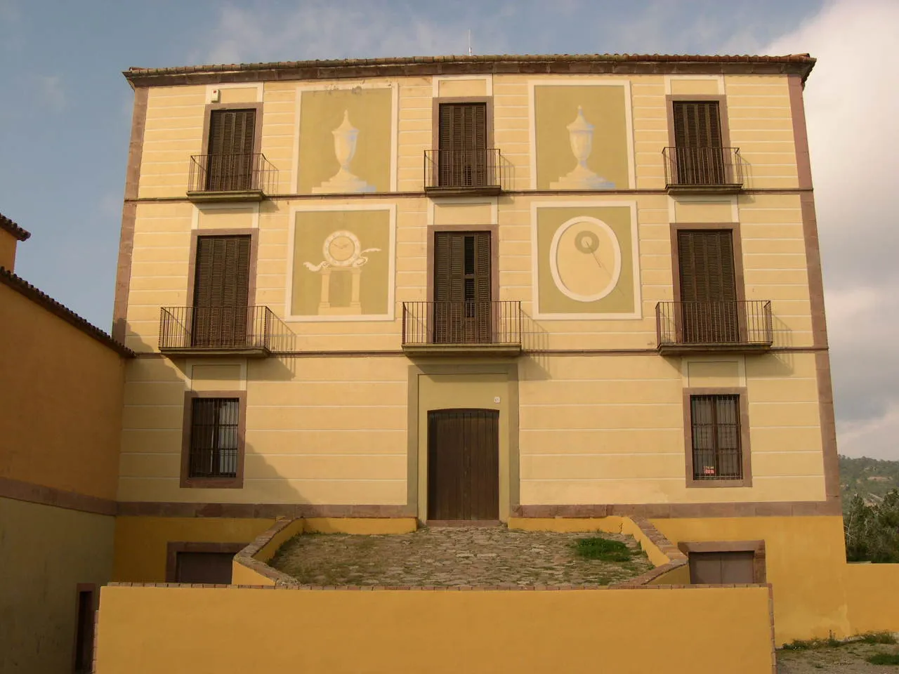 Photo showing: Casa Nova de l'Obac, Vacarisses, Vallès Occidental, Catalunya.

This is a photo of a building indexed in the Catalan heritage register as Bé Cultural d'Interès Local (BCIL) under the reference IPA-27590.
Object location 41° 37′ 18″ N, 1° 57′ 14.51″ E View this and other nearby images on: OpenStreetMap 41.621666;    1.954030