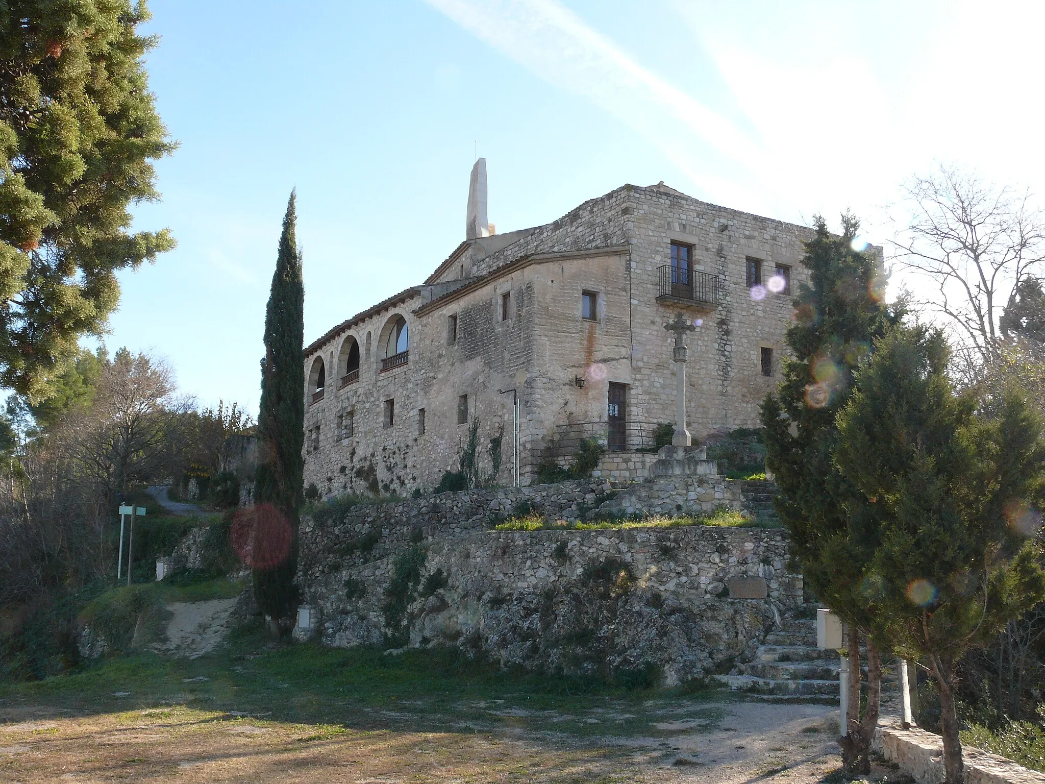 Photo showing: Castell de Subirats i església de Sant Pere del Castell (Subirats)