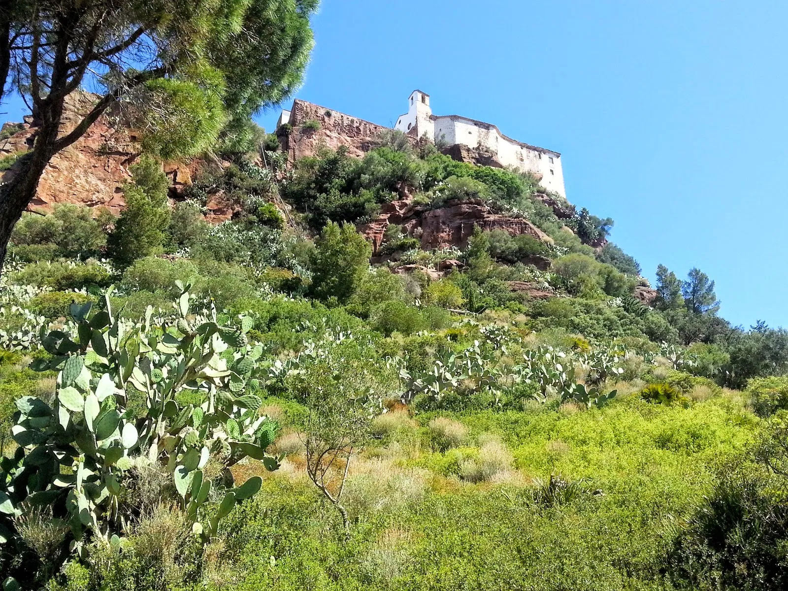 Photo showing: Ermita de la Mare de Deu de la Roca.