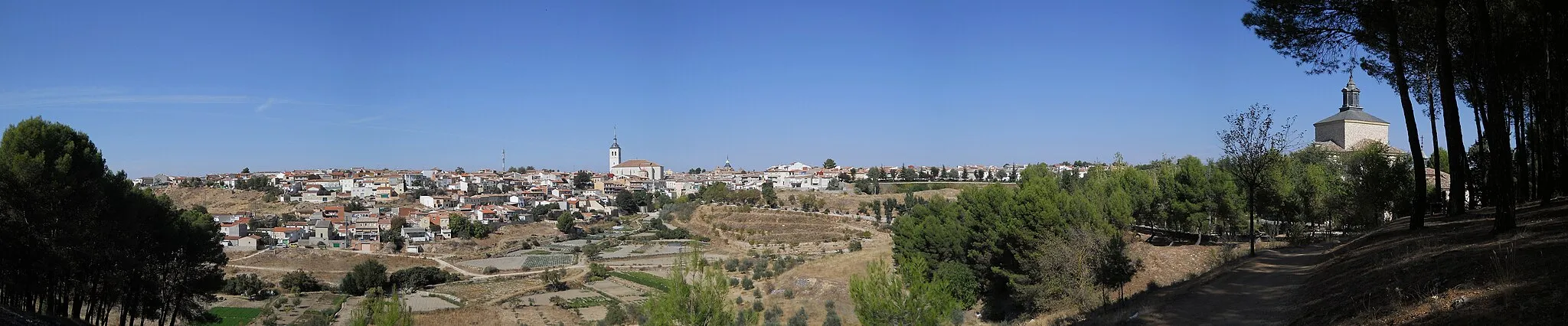 Photo showing: Vista de Colmenar de Oreja, Madrid, España visto desde la ermita del Cristo del Humilladero