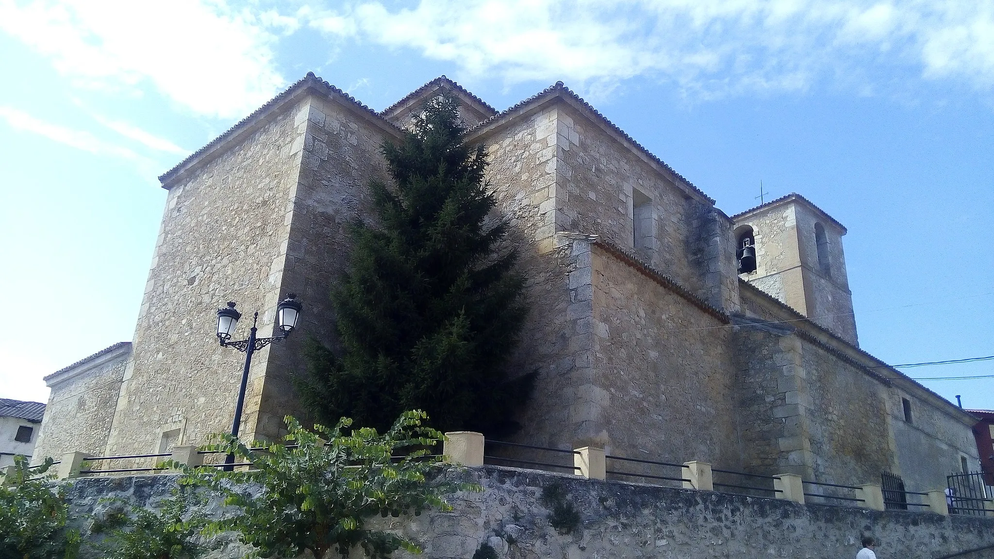 Photo showing: Exterior de la iglesia de San Pedro. Siglo XVI