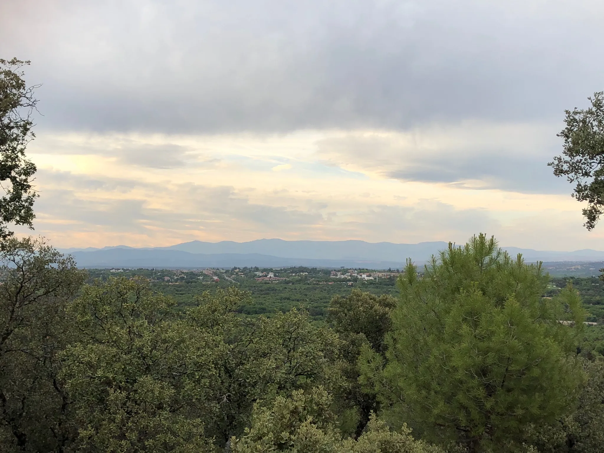 Photo showing: Cerro de Garabitas. Parque histórico de la Casa de Campo. Madrid, España.