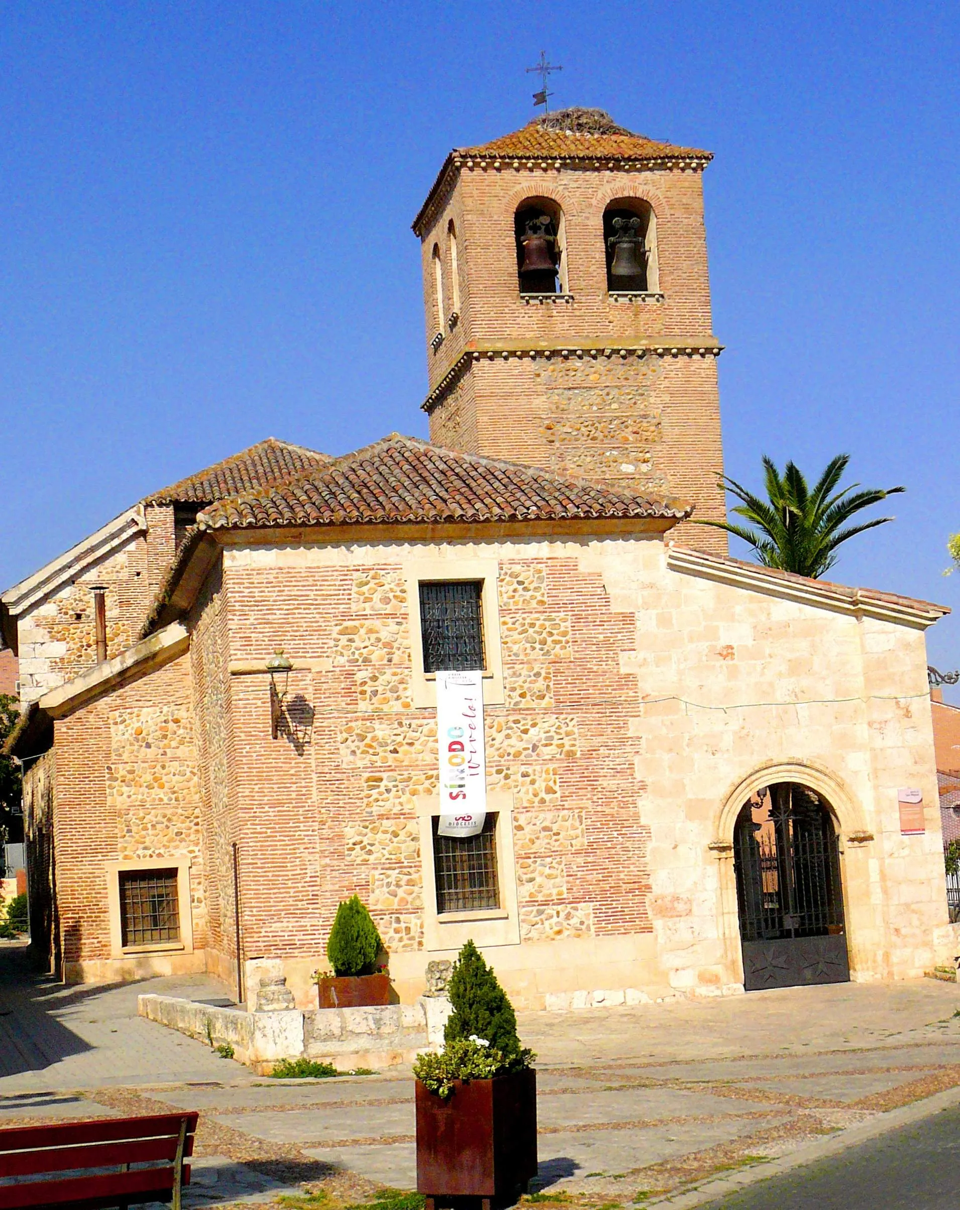 Photo showing: Iglesia de San Miguel Arcángel (Azuqueca de Henares, Guadalajara)