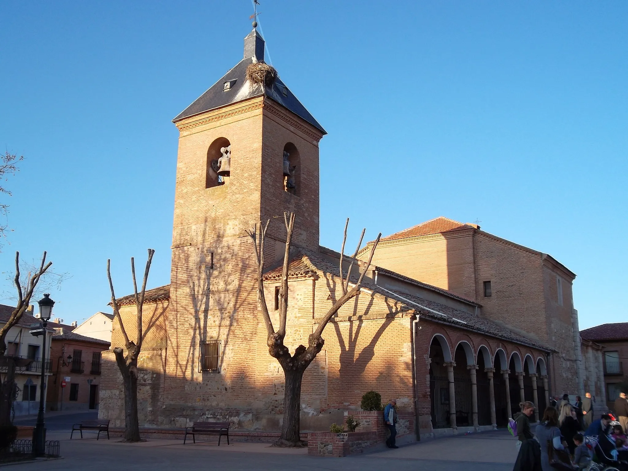 Photo showing: Alovera-Iglesia parroquia de San Miguel Arcángel, del siglo XVI